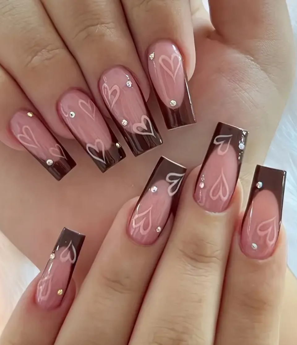 24 pcs Brown Heart French Press-On Nails