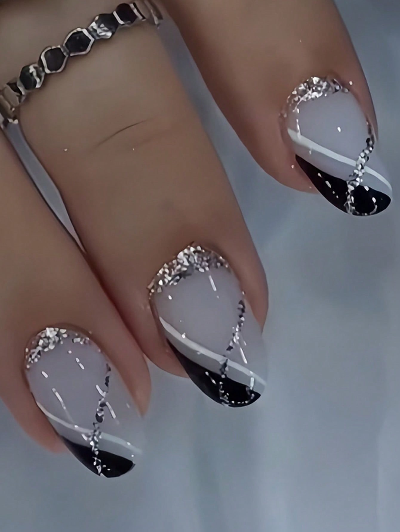 24 pc Elegant Black and Silver Gel Nail Art