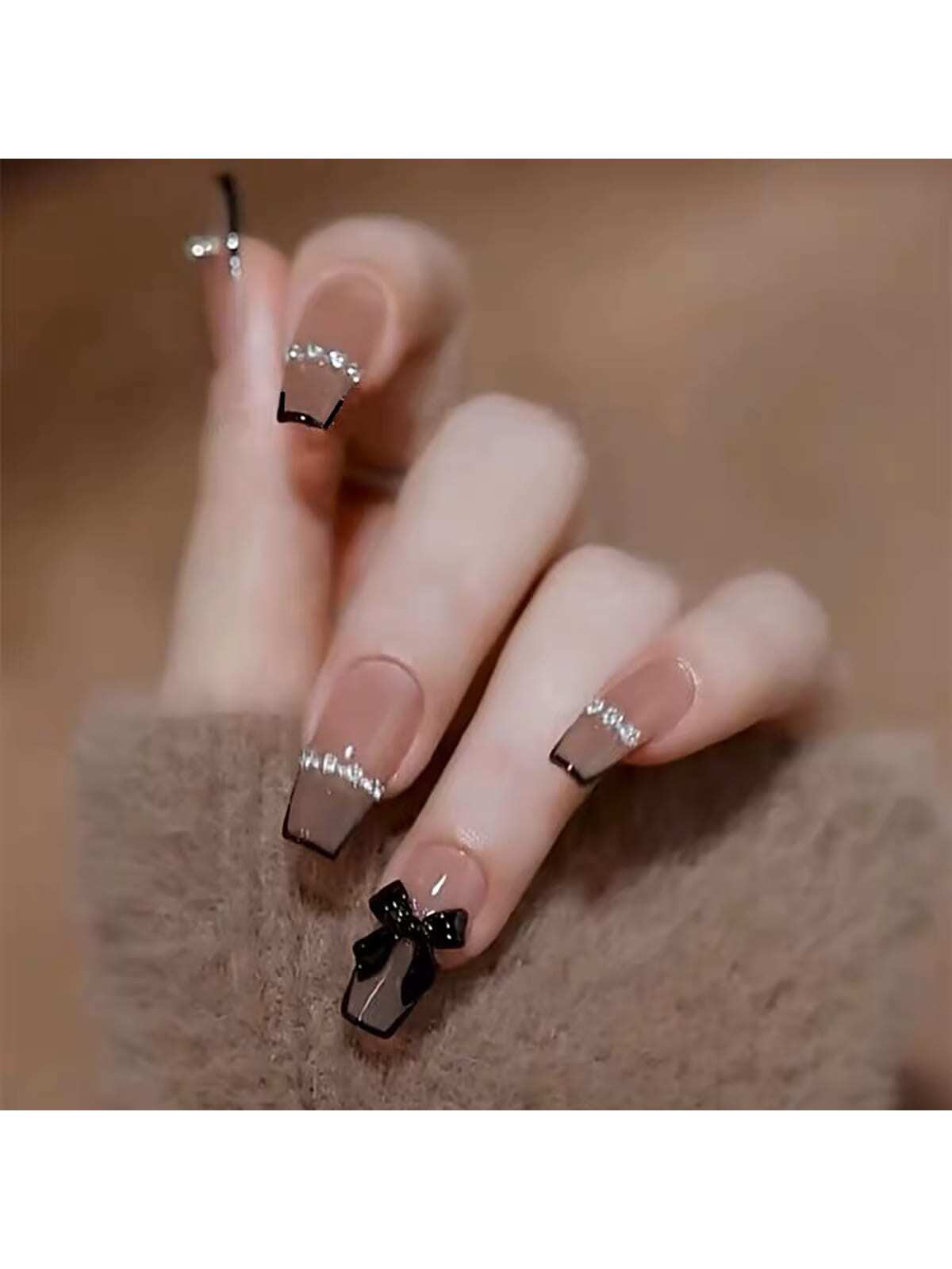 24 pcs Elegant French Tip Nail Art