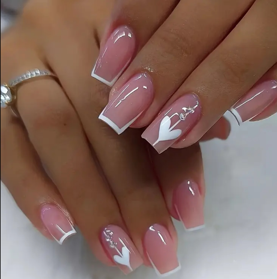 24 pcs French Manicure with Heart Design