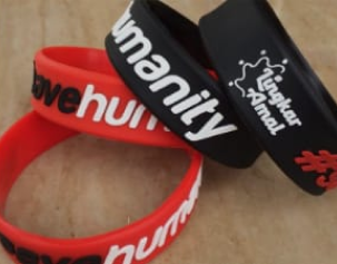 Gelang Karet Custom – Souvenir Eksklusif dengan Desain Unik