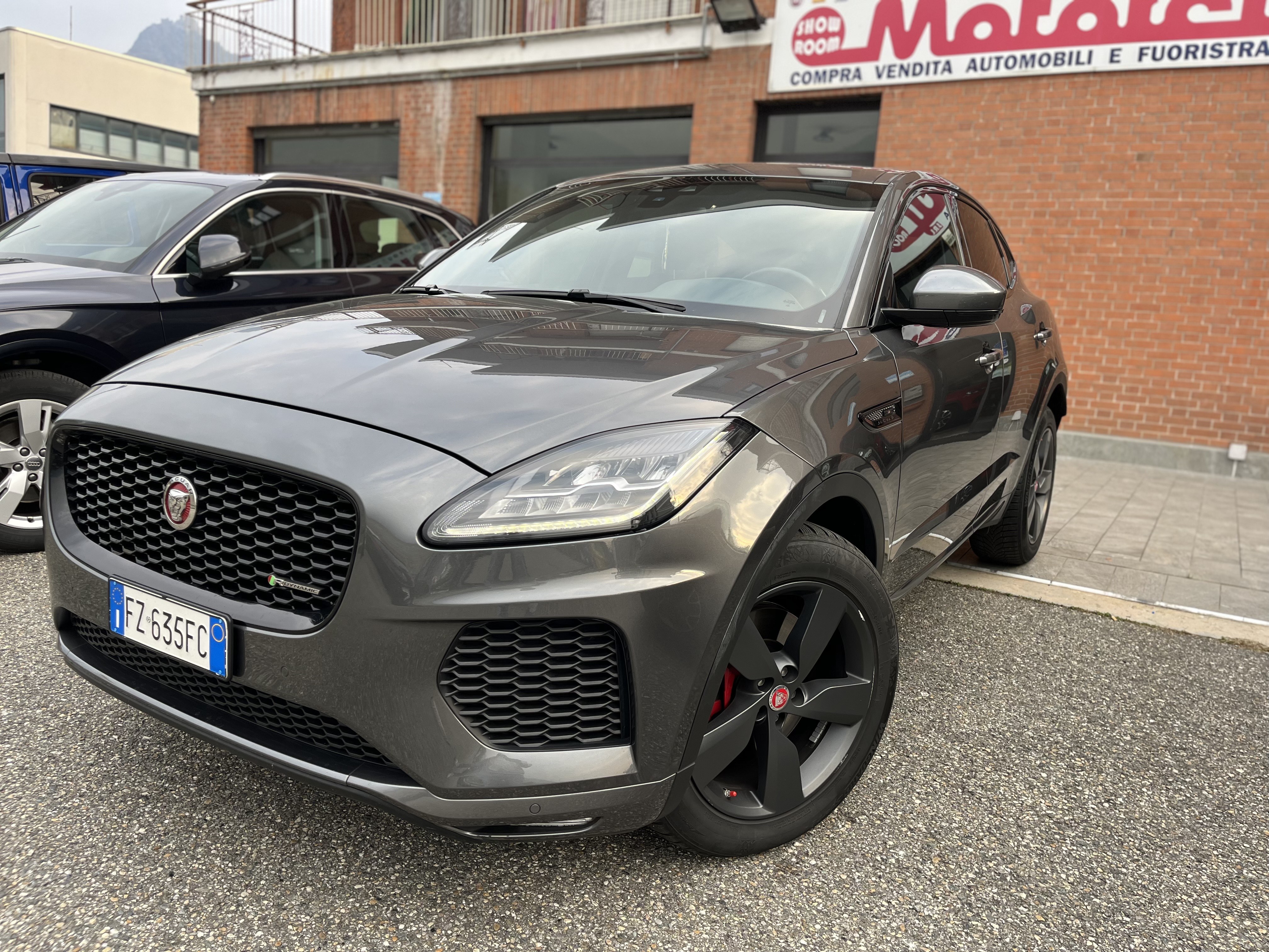 JAGUAR E - PACE