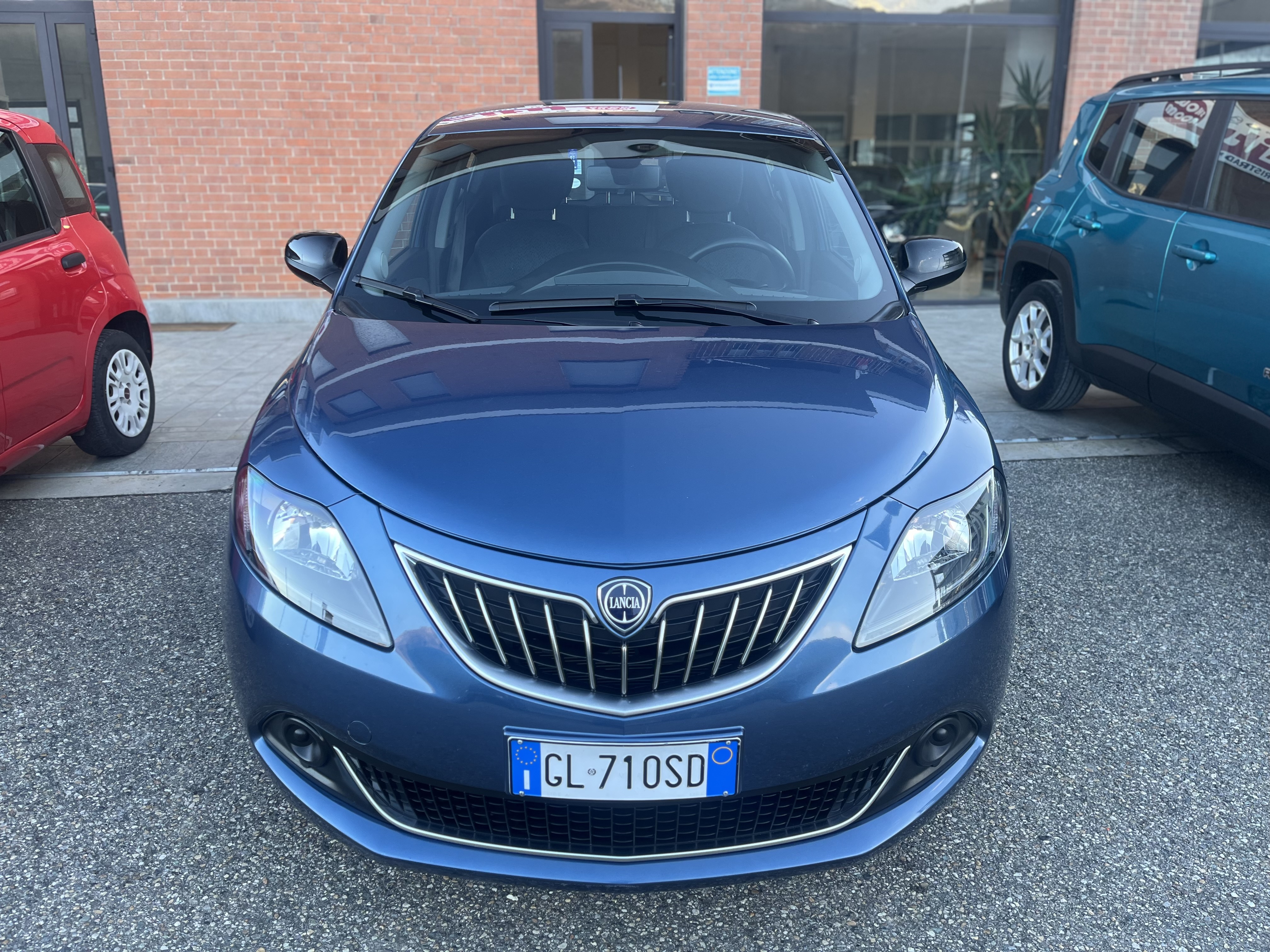 LANCIA YPSILON HYBRID 1.0 BENZINA