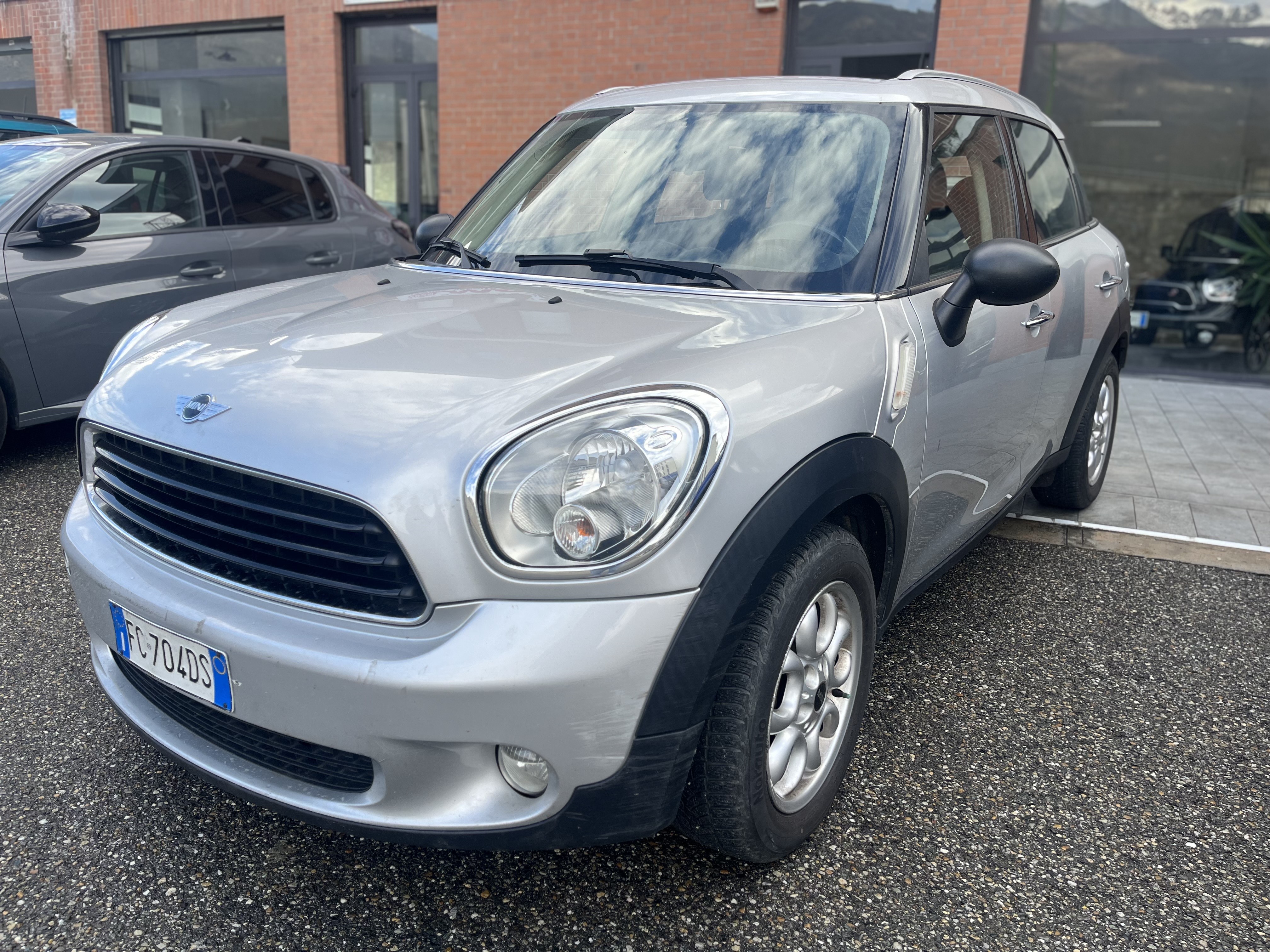 MINI COUNTRYMAN ONE D 