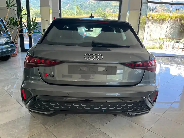 AUDI A3 SPORTBACK S-LINE 
