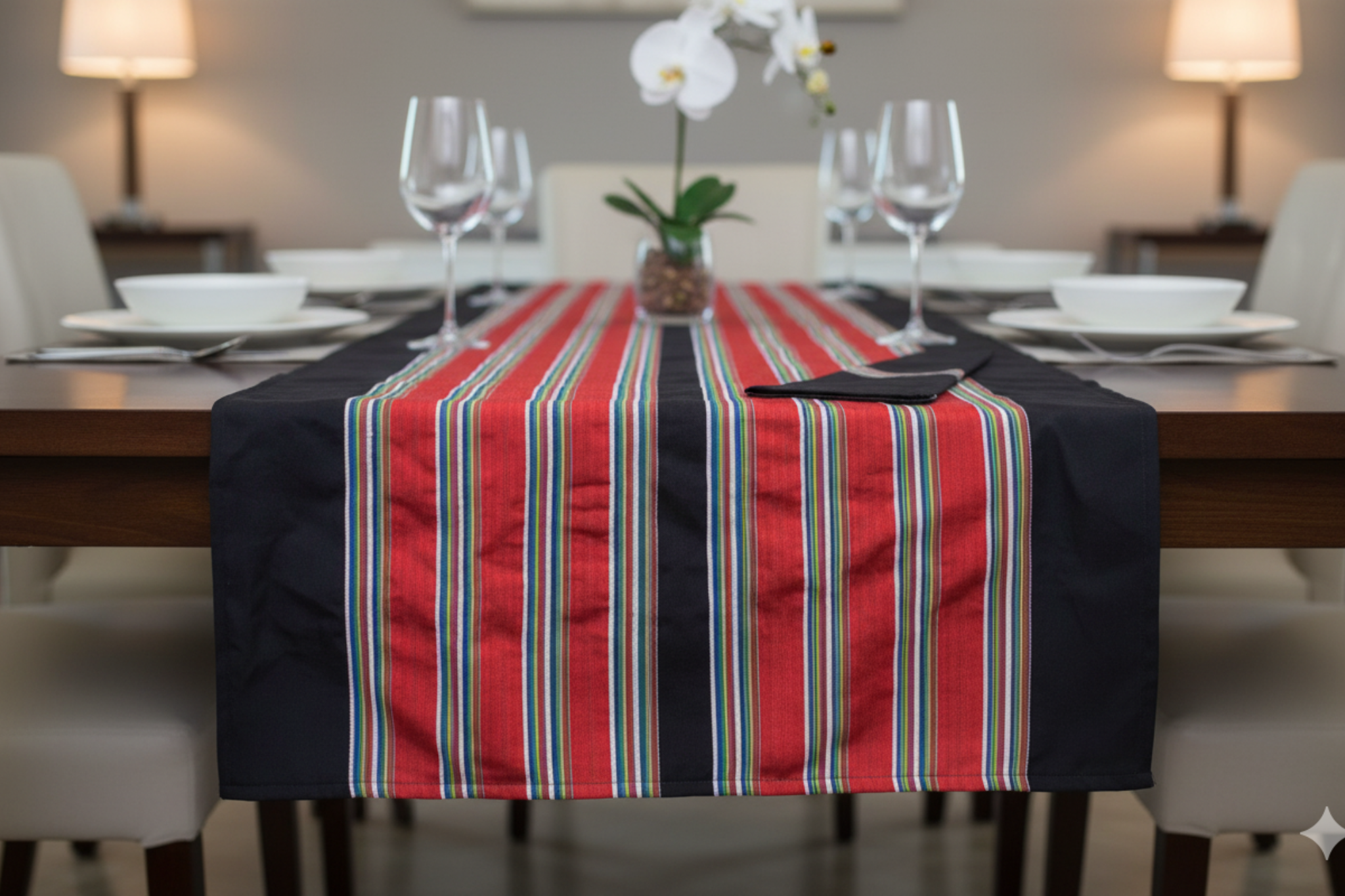 ຜ້າປູໂຕະ Table cover