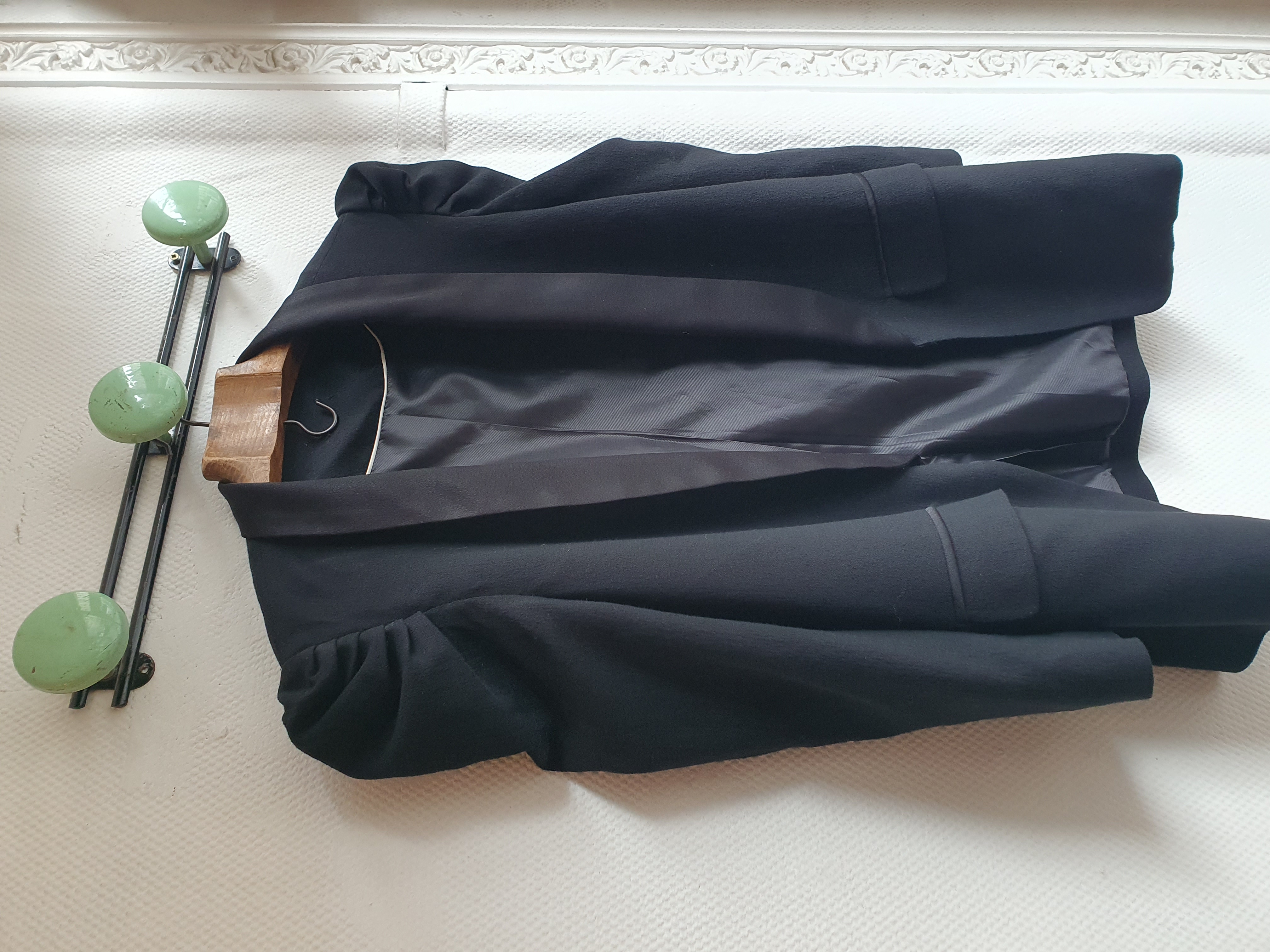 puff sleeve smoking jacket