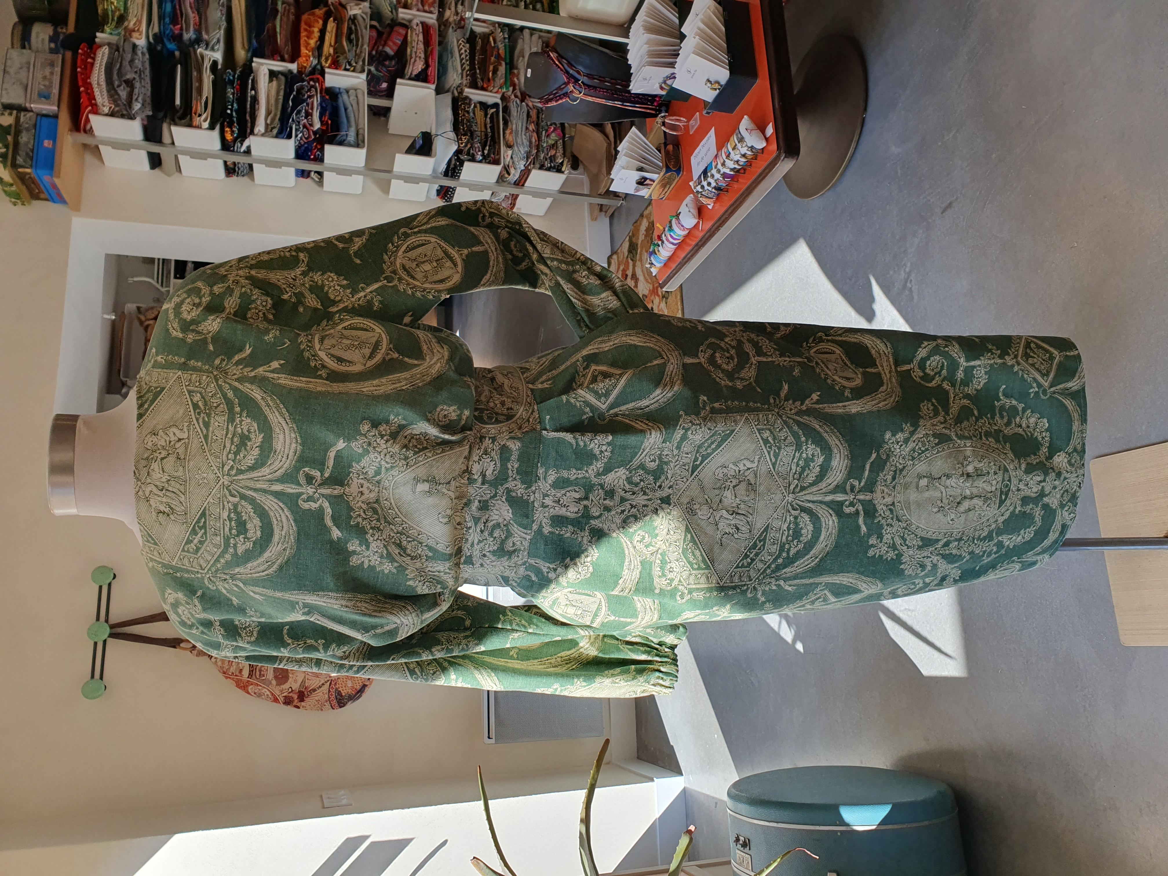 Robe tapisserie fine