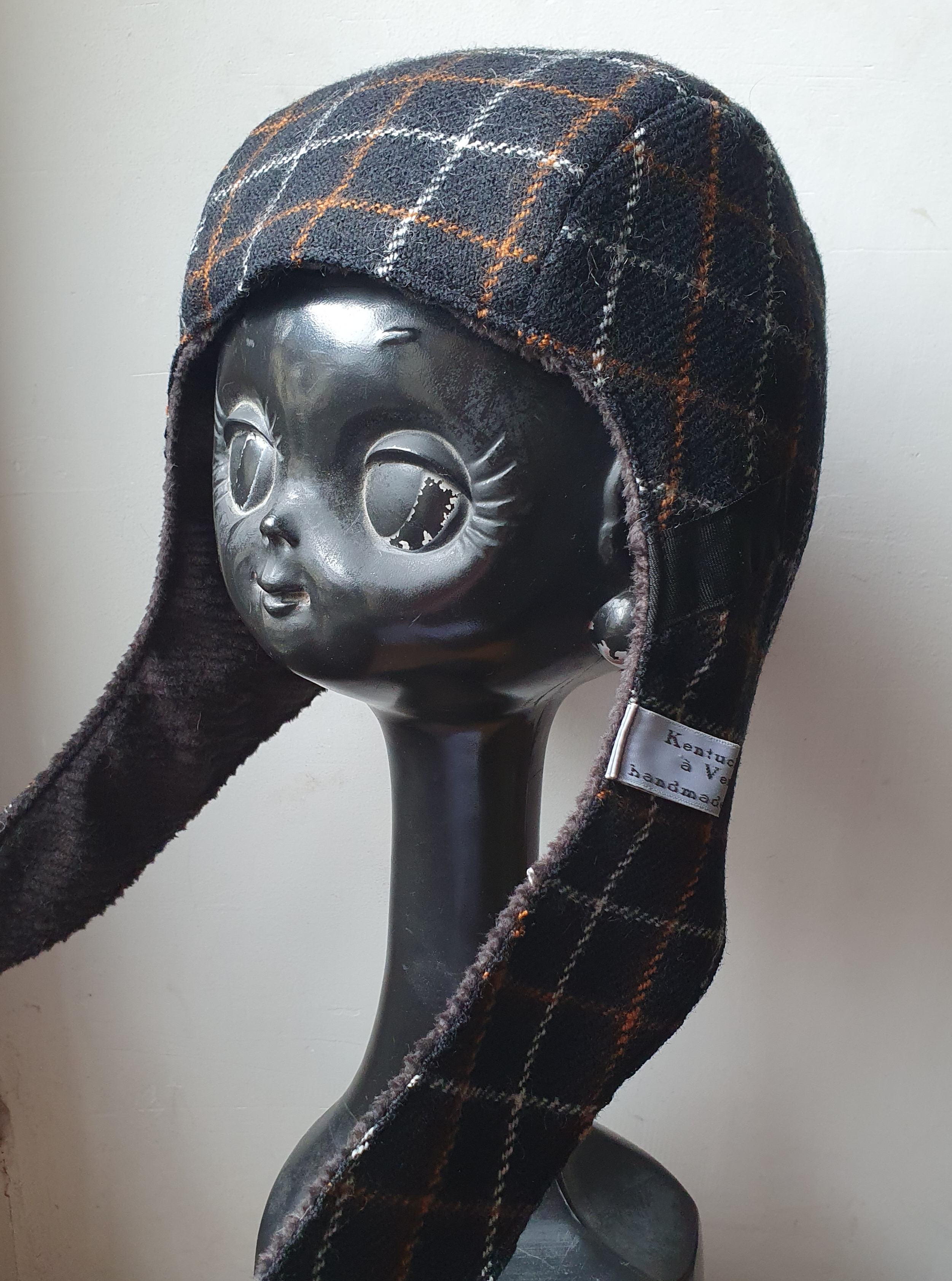 chapeau aviateur à carreaux