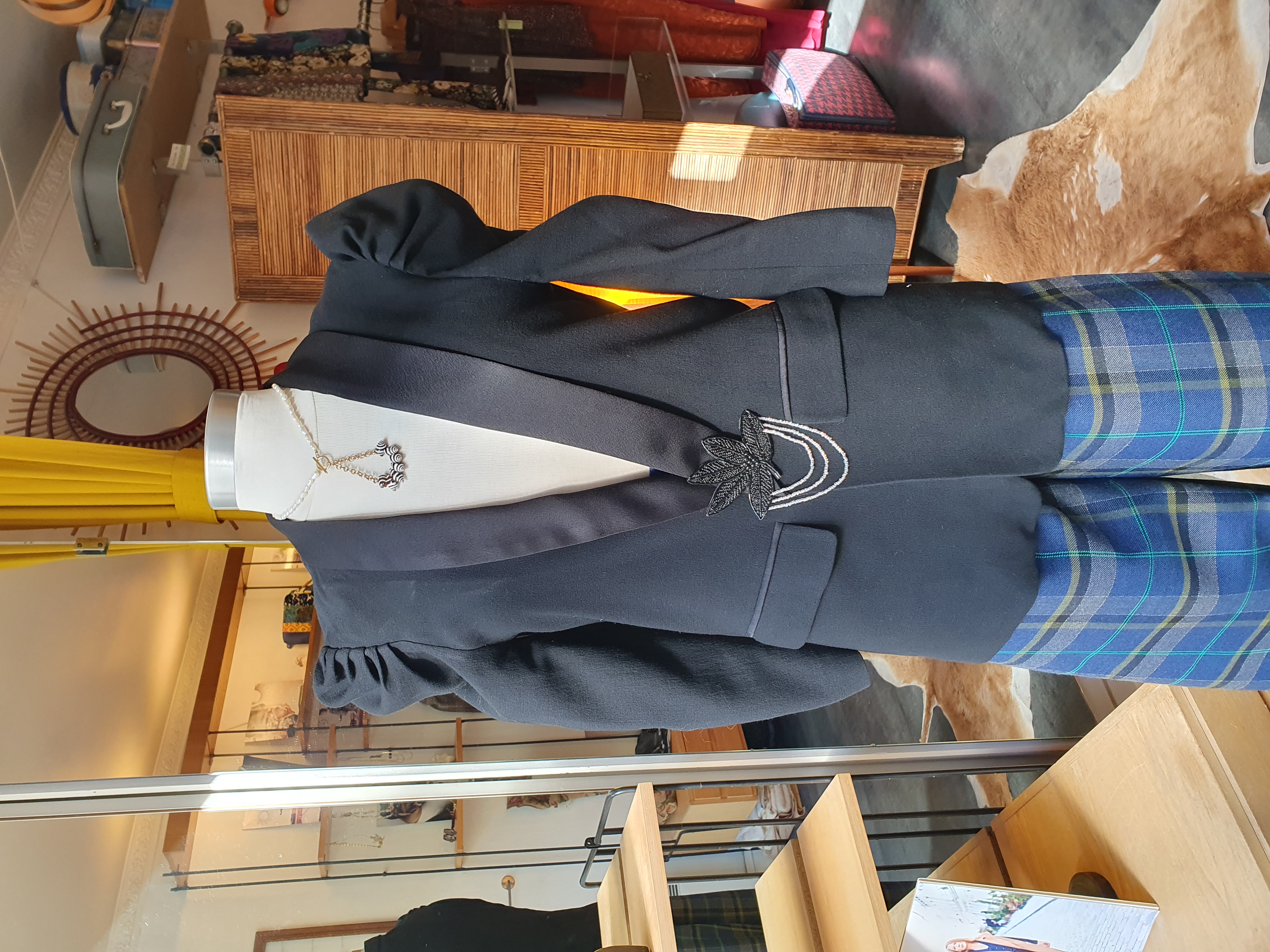 puff sleeve smoking jacket