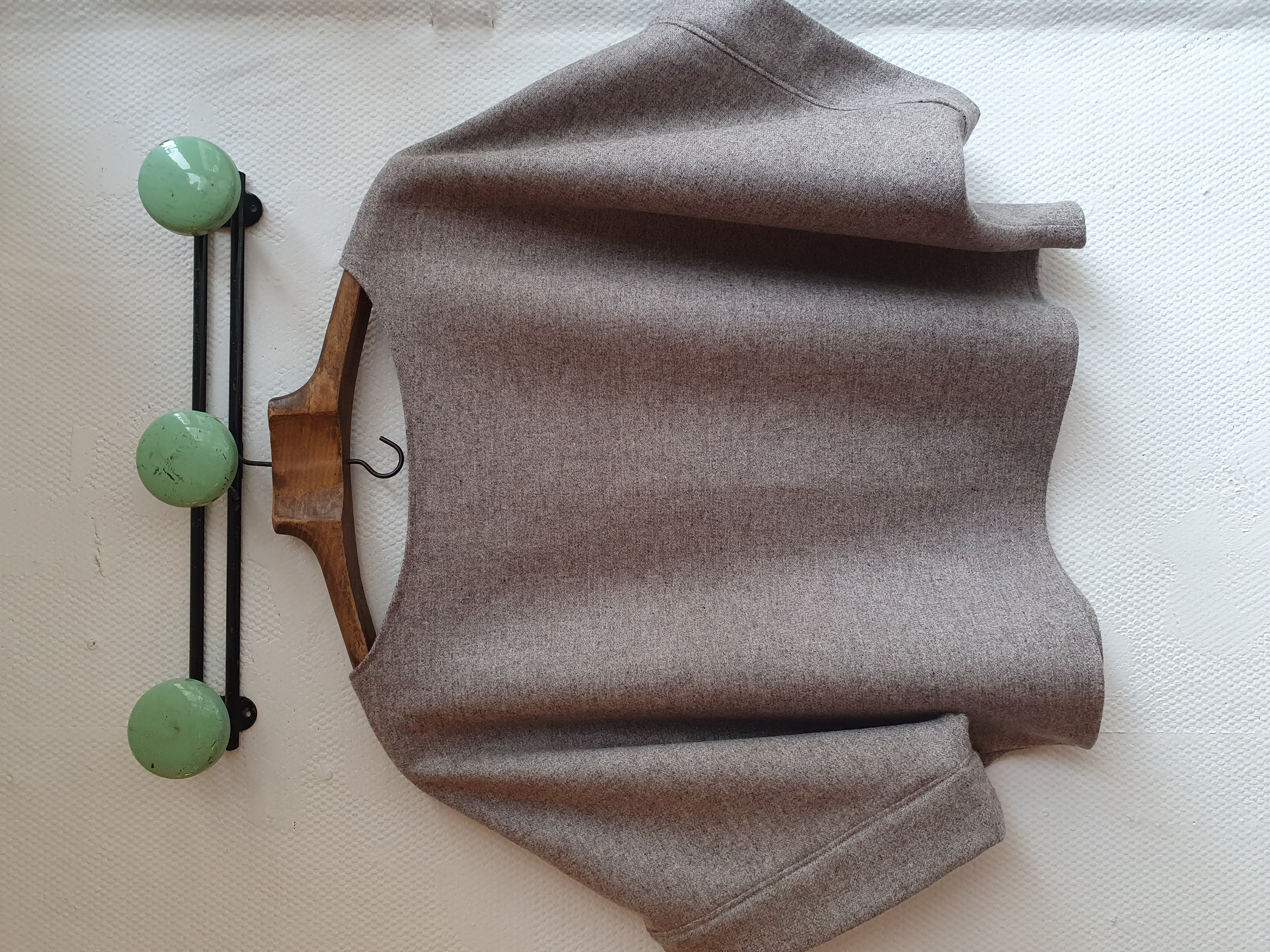 pull manches courtes gris clair