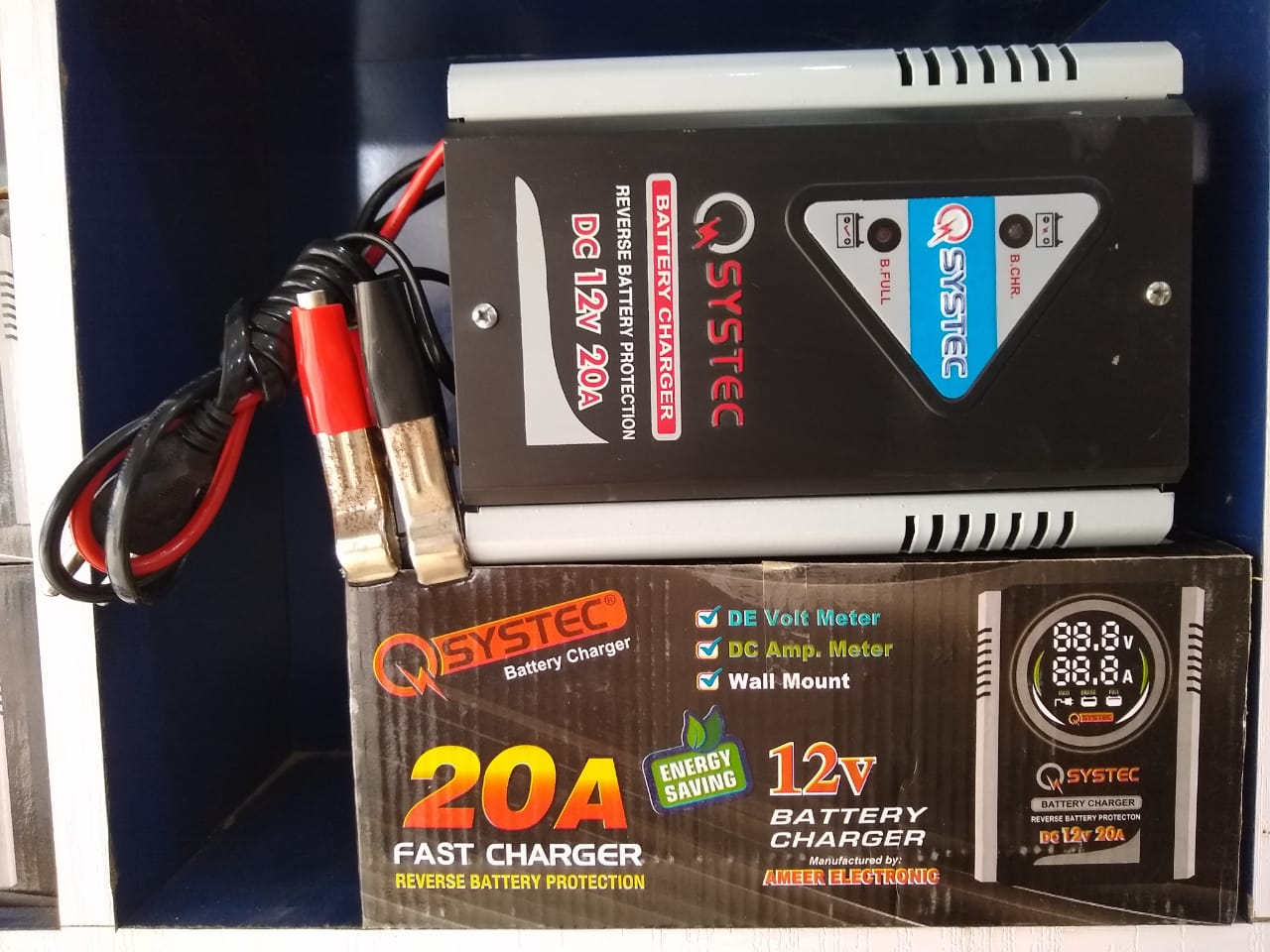 QSystec 20Amp Charger