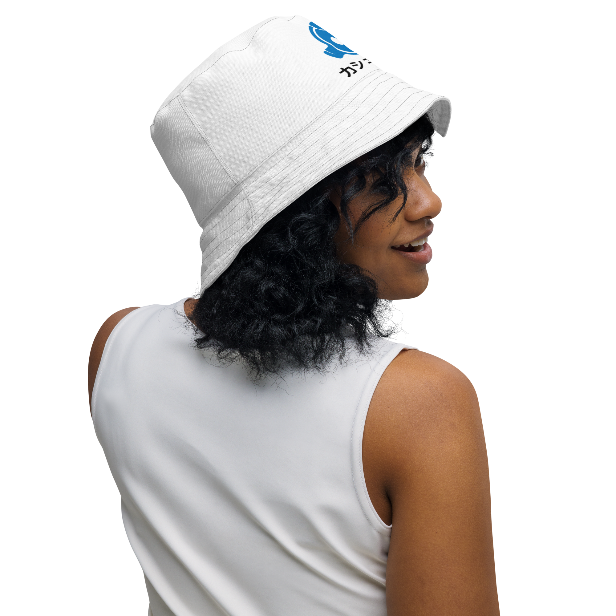 Reversible bucket hat