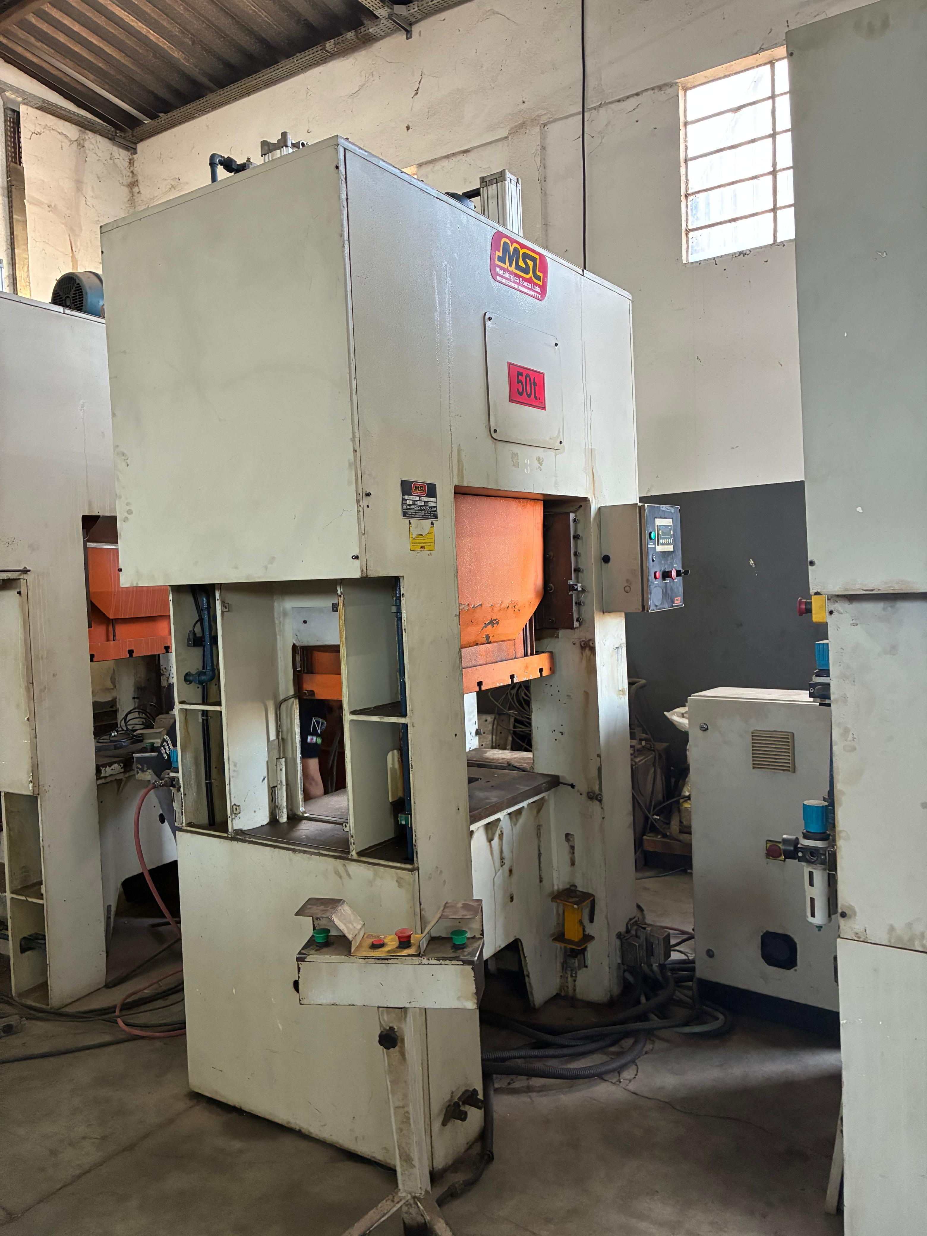 PRENSA EXCÊNTRICA 50T TIPO H FREIO FRICÇÃO