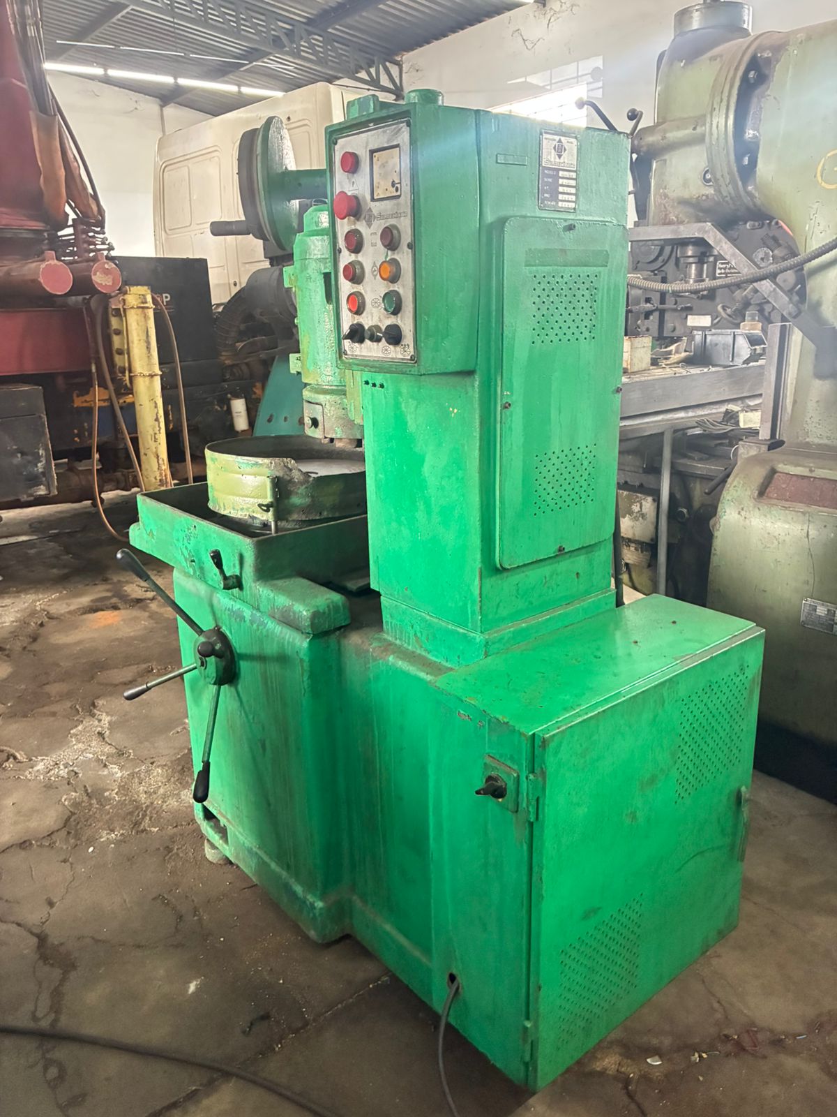 Retífica Plana com mesa giratória RAPG-40