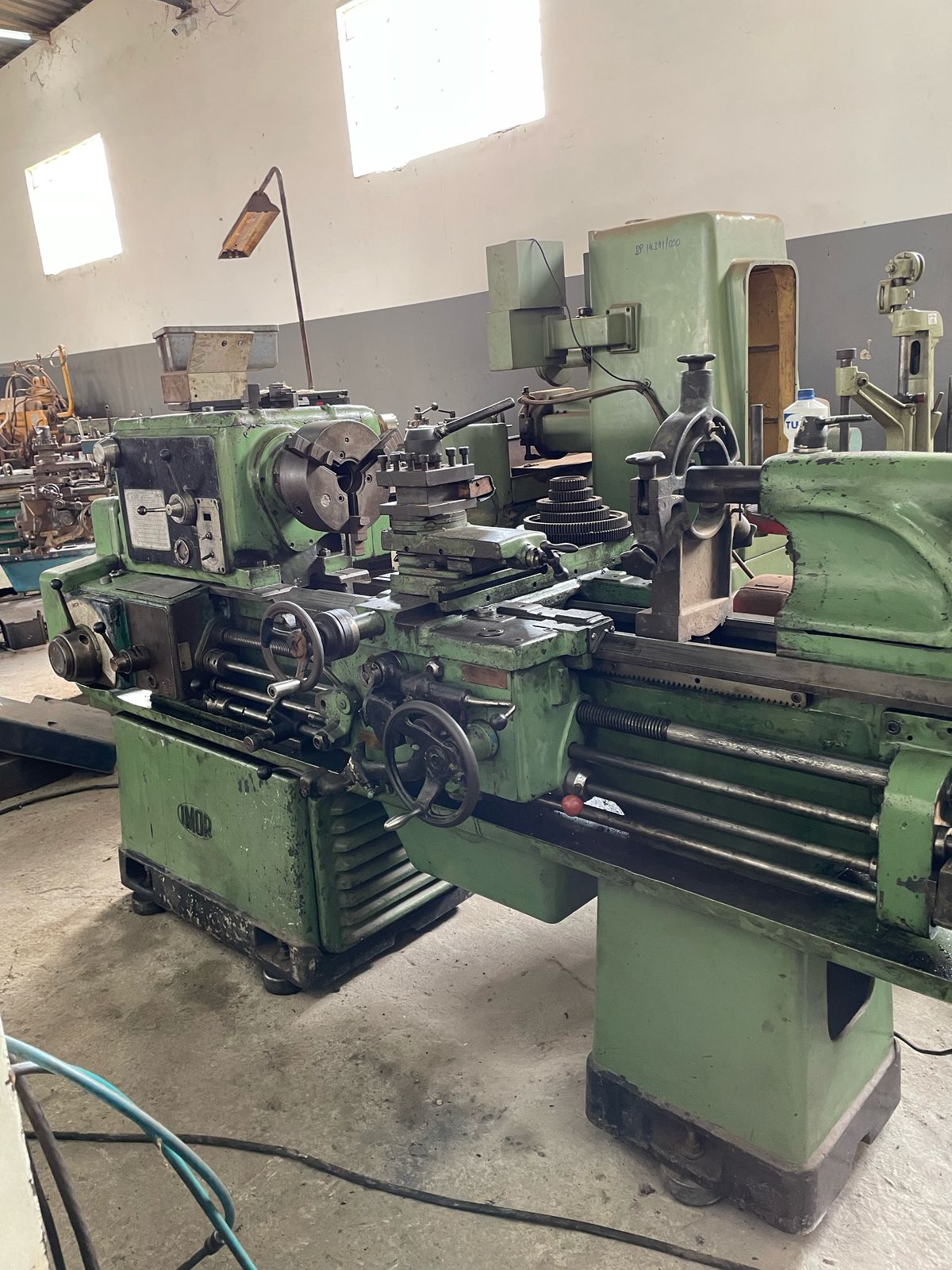 Torno Imor MVN 560X1000