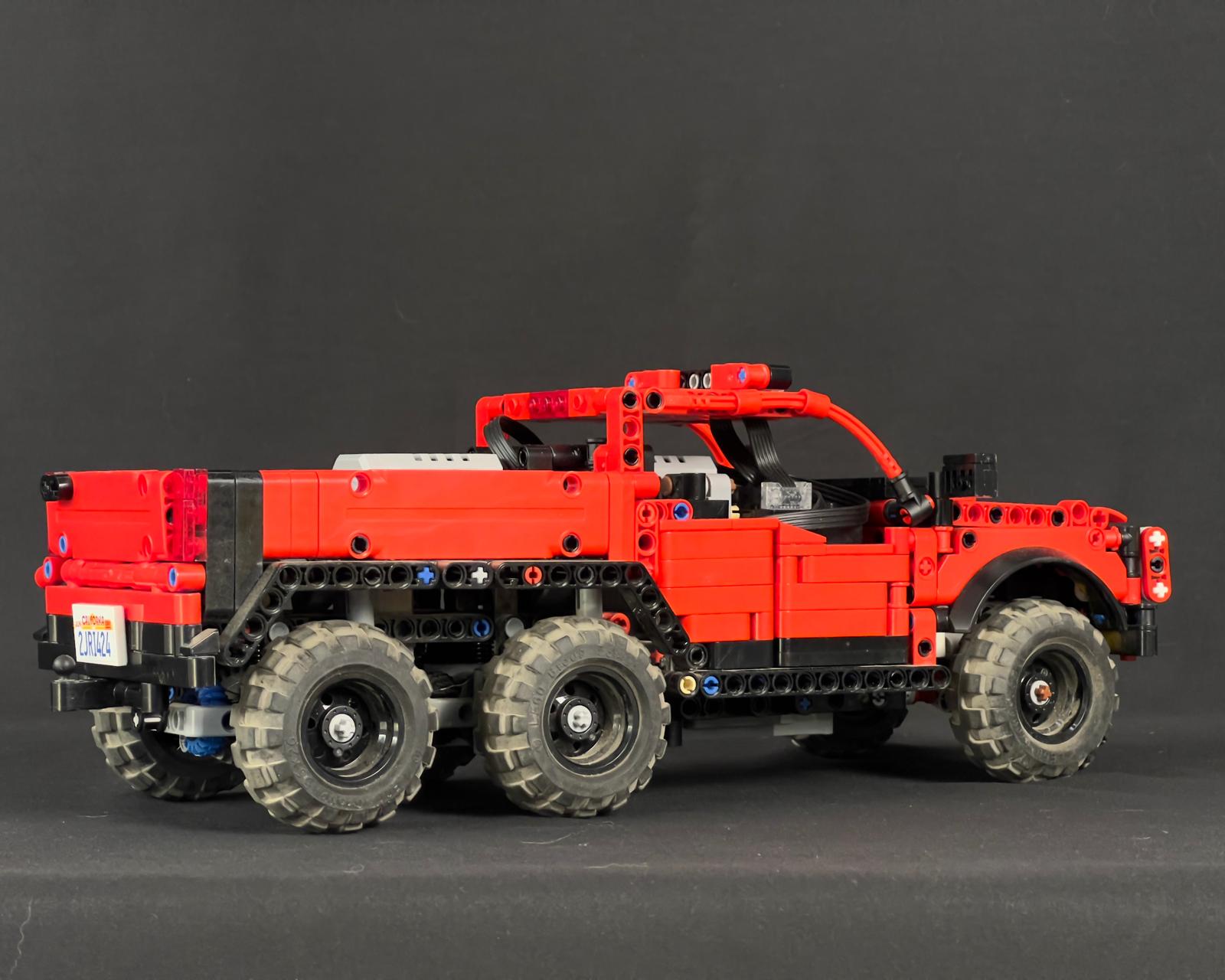 1:16 Hennessey Velociraptor 6x6 (4x6)