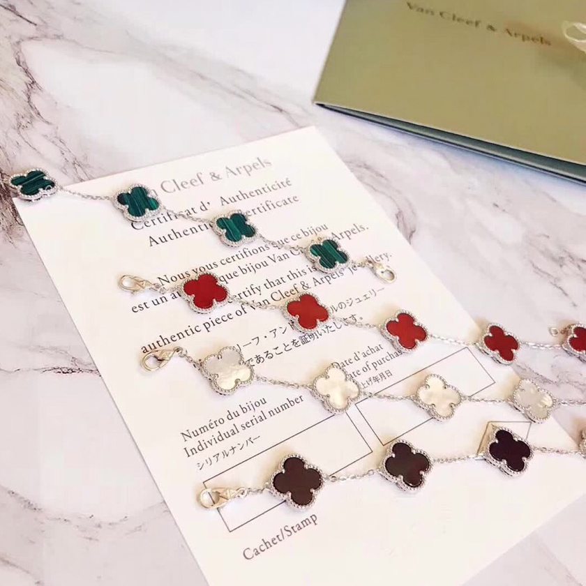 VVCA Bracelets Good Quality