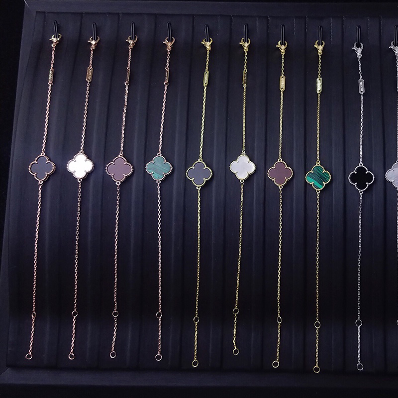 VVCA Bracelets Good Quality