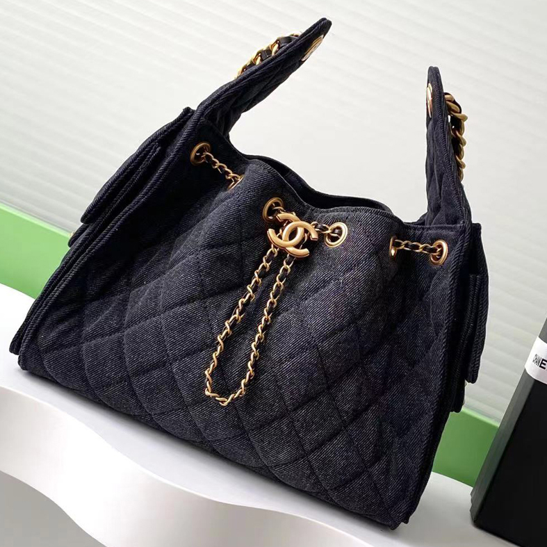 CC Bags 25S Small Hobo Bag