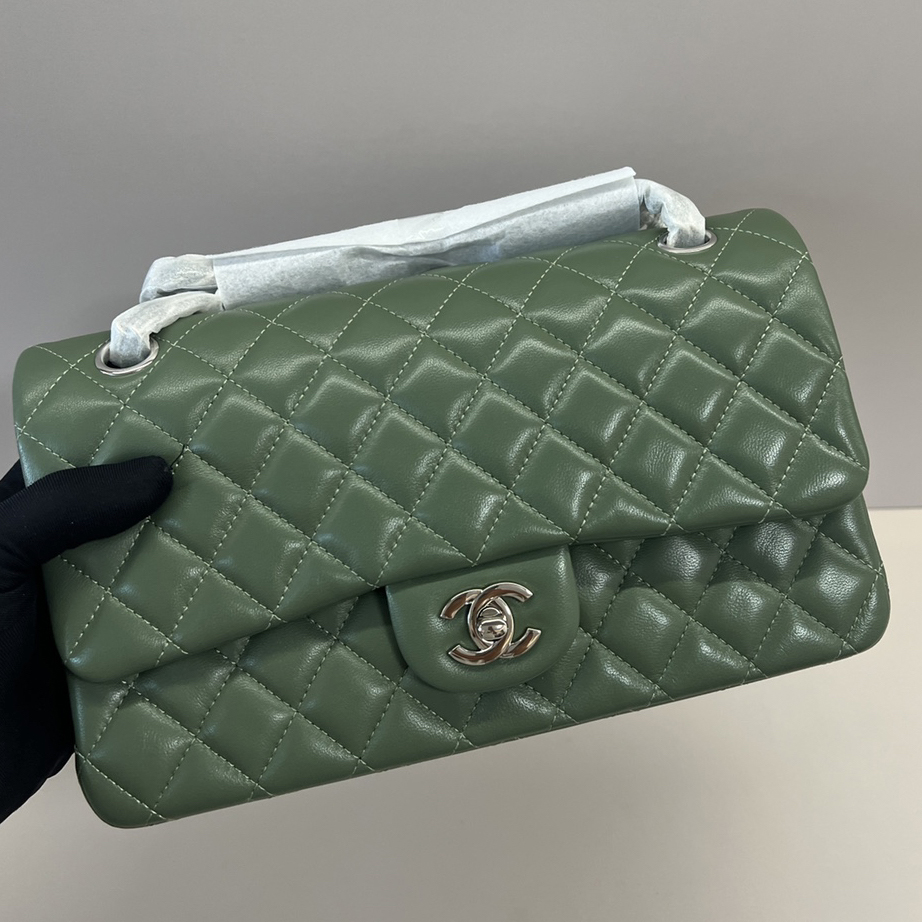 CC Bags Best Classic Flap Bag Lambskin 25cm