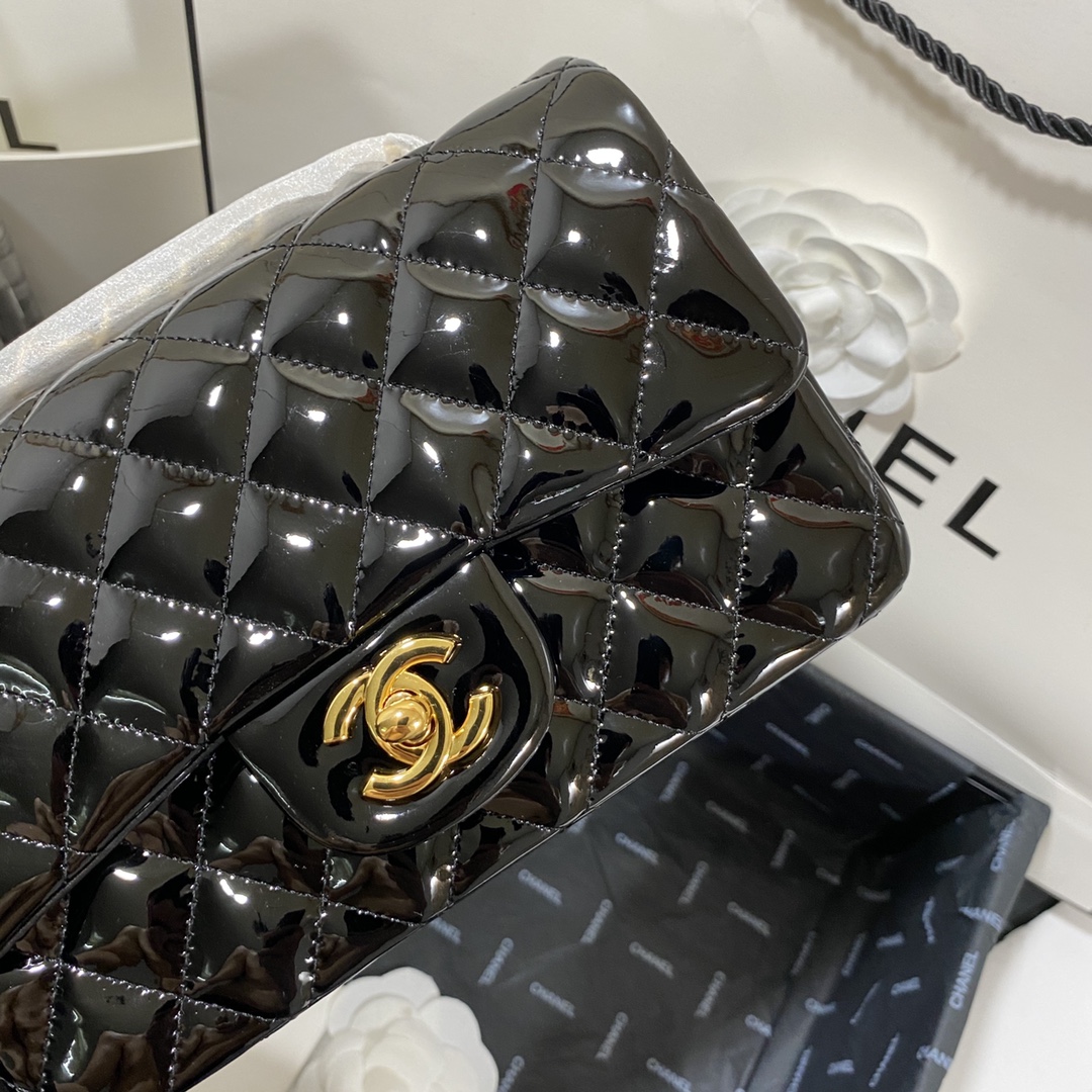 CC Bags Classic Quilted Shoulder Best 20cm