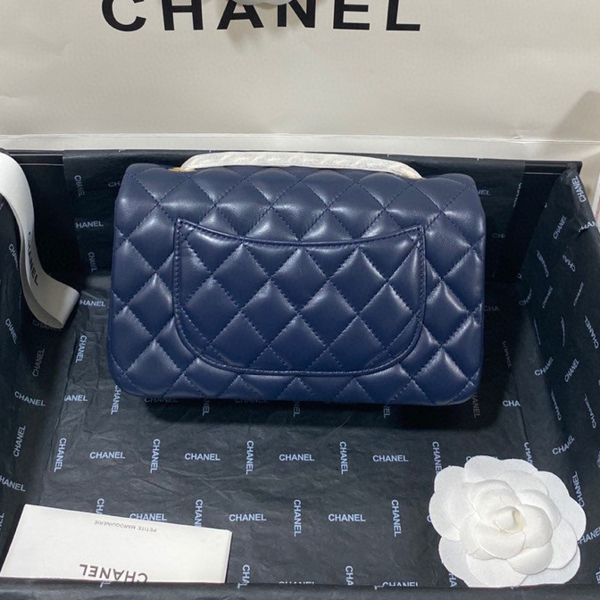 CC Bags Classic Quilted Shoulder Best 20cm