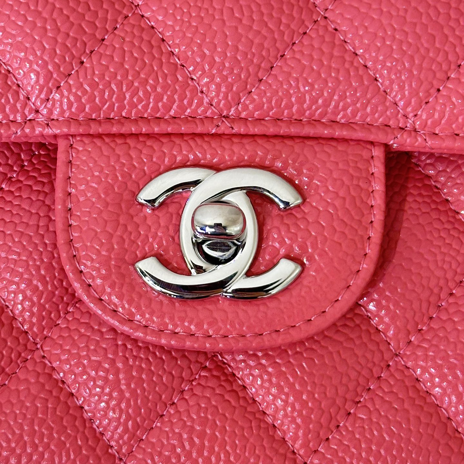 CC Bags Best Classic Flap Bag Caviar 25cm