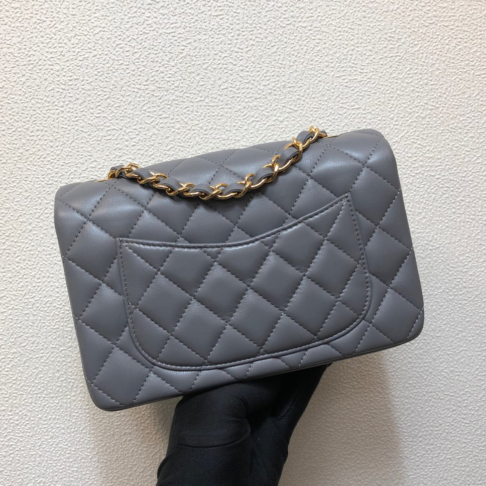CC Bags Classic Quilted Shoulder Best 20cm