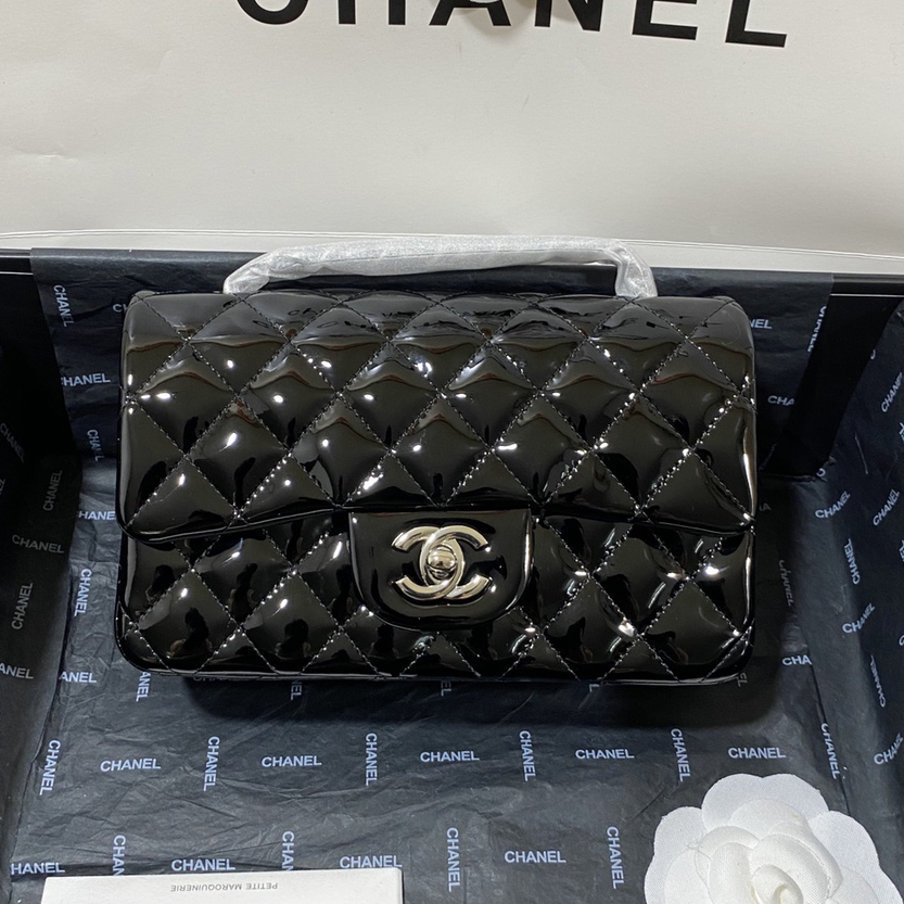 CC Bags Classic Quilted Shoulder Best 20cm