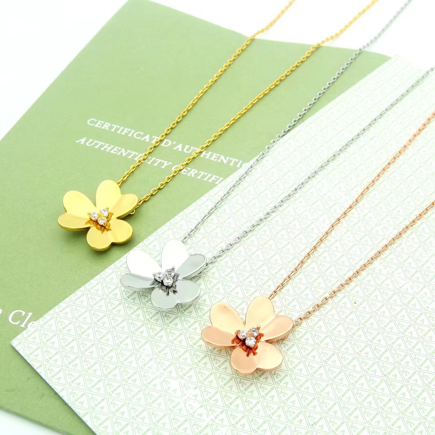 VVCA Necklaces Good Quality