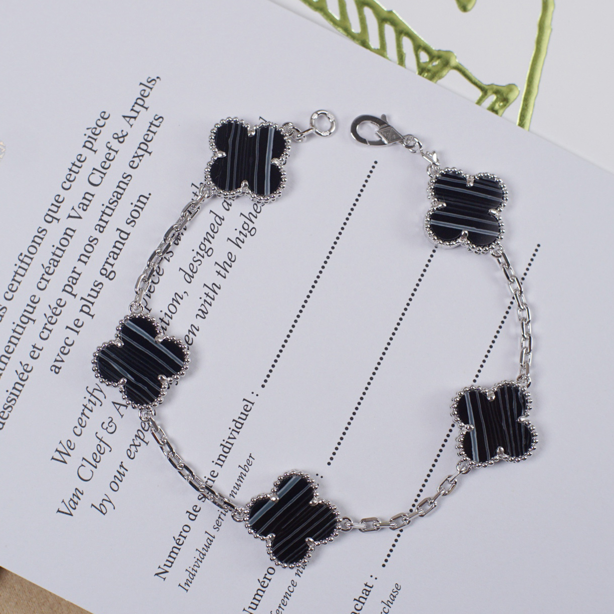 VVCA Bracelets Good Quality