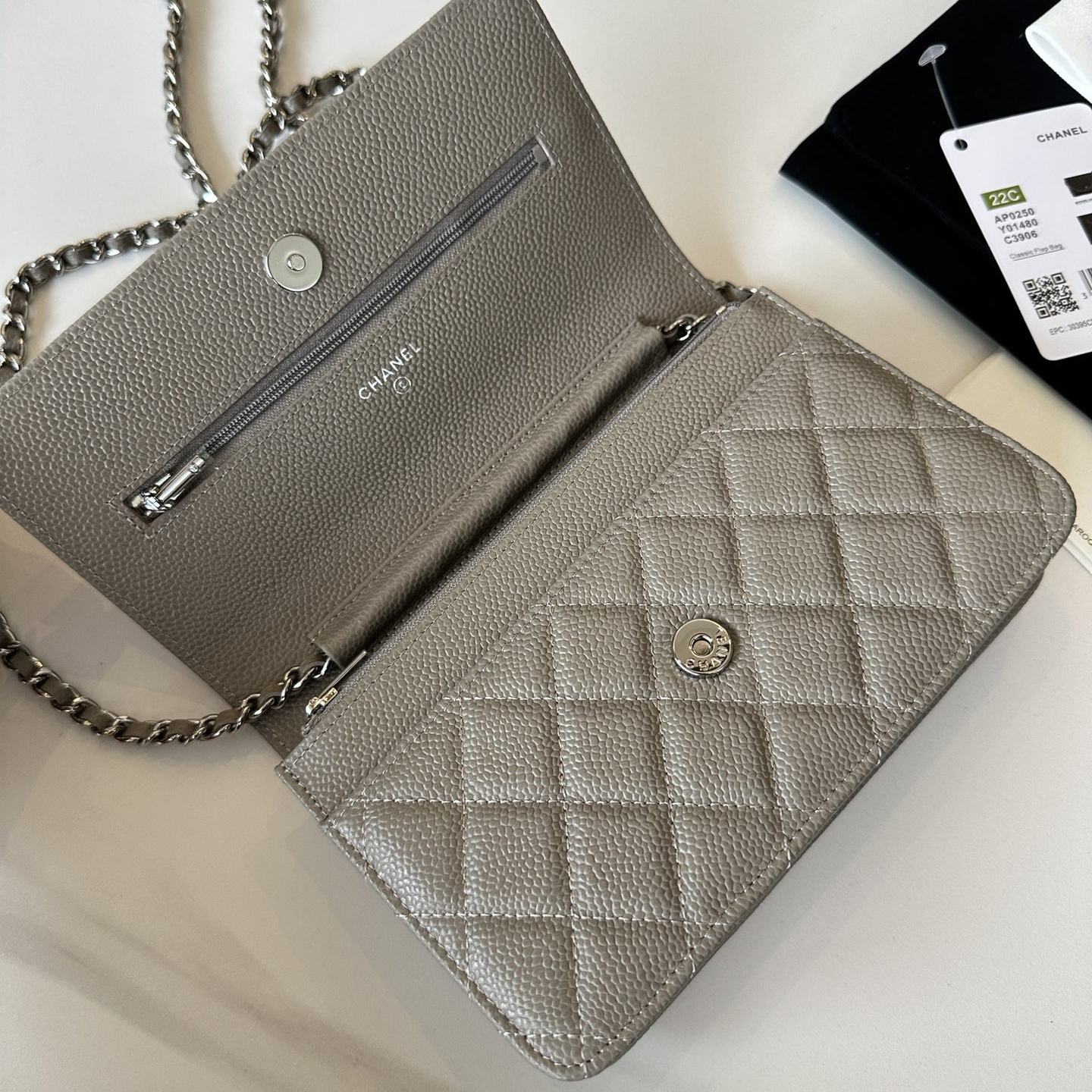 CC Bags Best Caviar Wallet on Chain 19cm