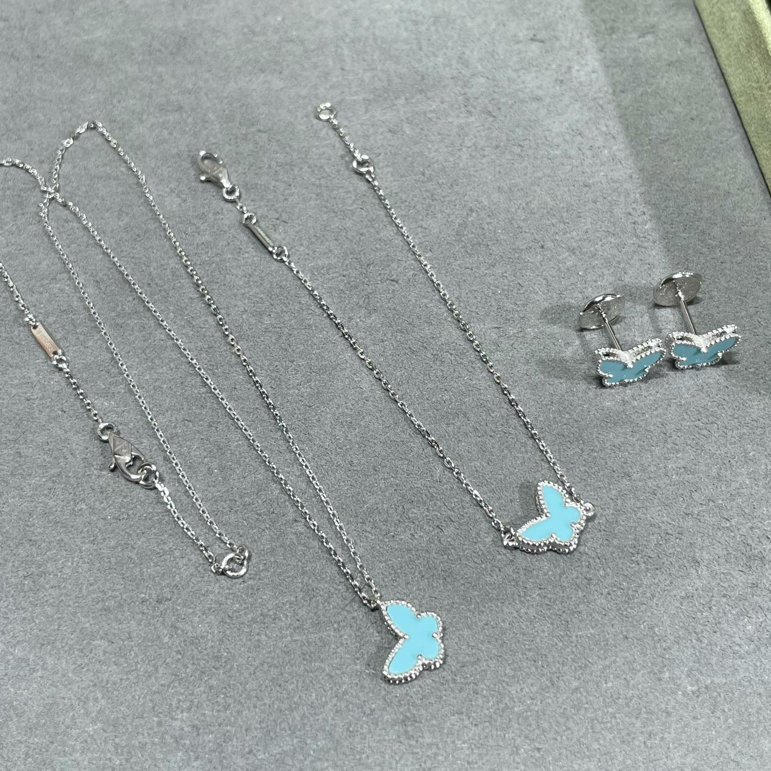 VVCA Bracelets Good Quality