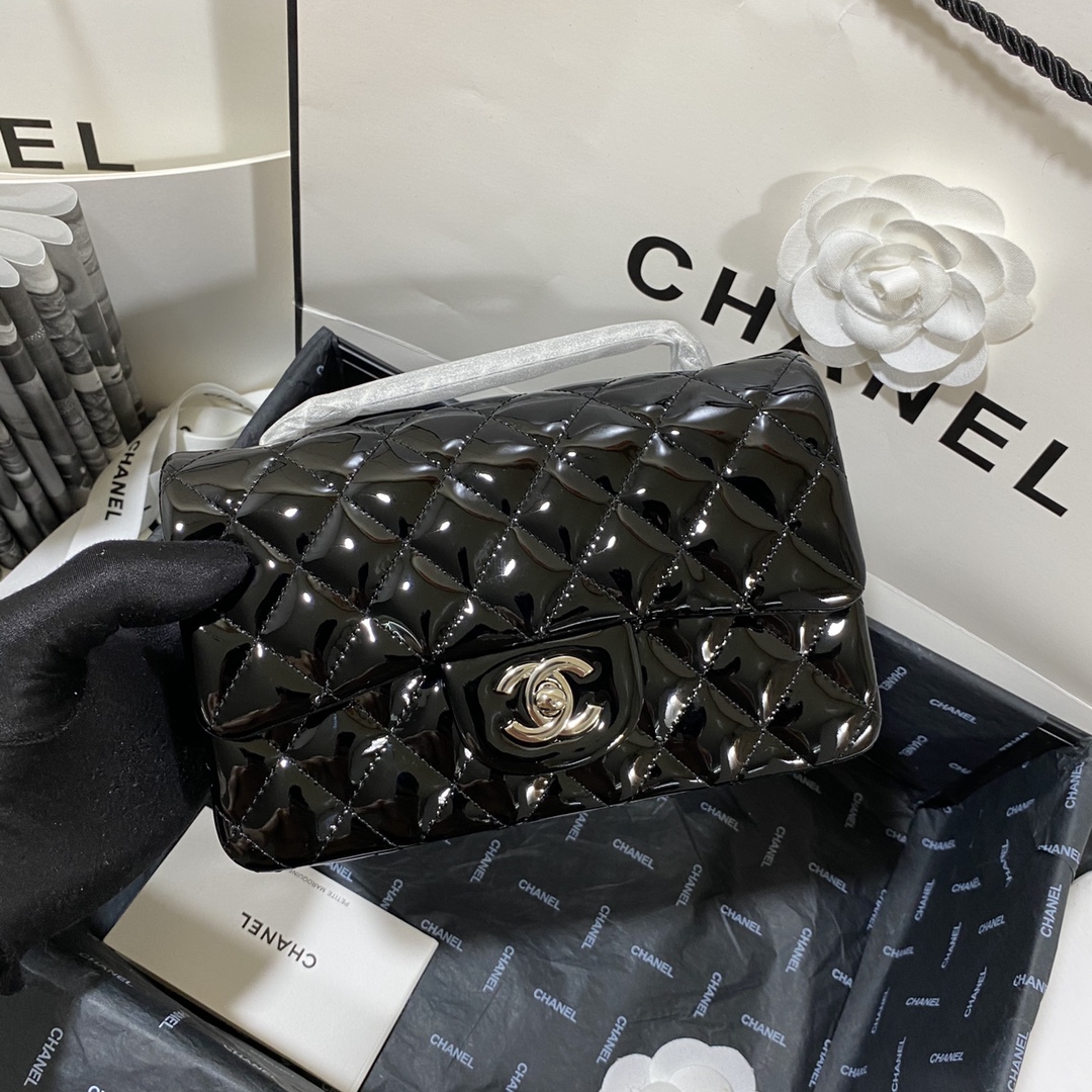 CC Bags Classic Quilted Shoulder Best 20cm