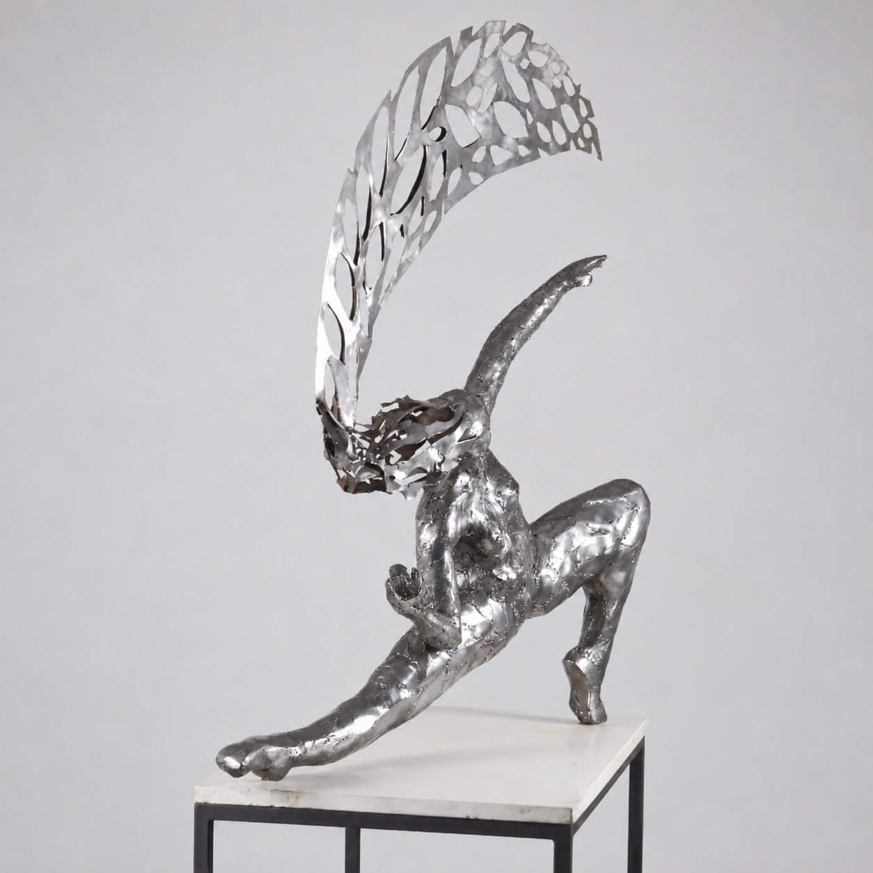 NEWEN- Escultura en acero al carbono- | Sol Satori