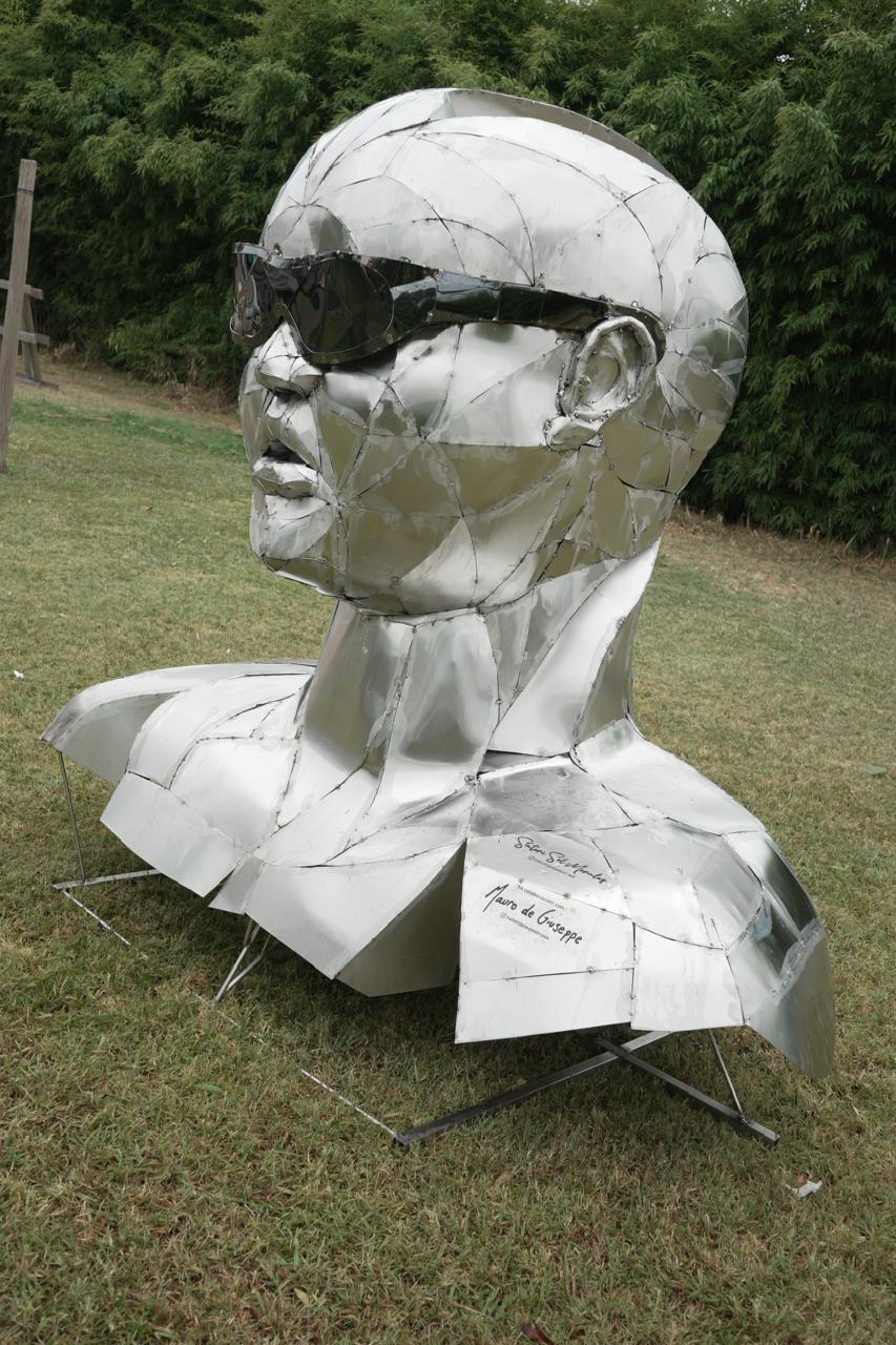 Escultura Homenaje a LUCA PRODAN | Sol Satori