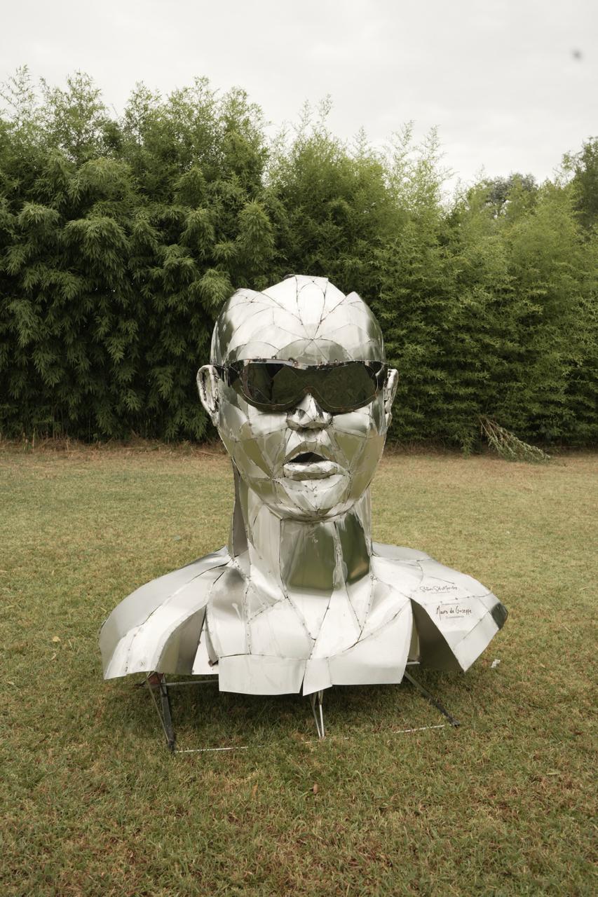 Escultura Homenaje a LUCA PRODAN | Sol Satori