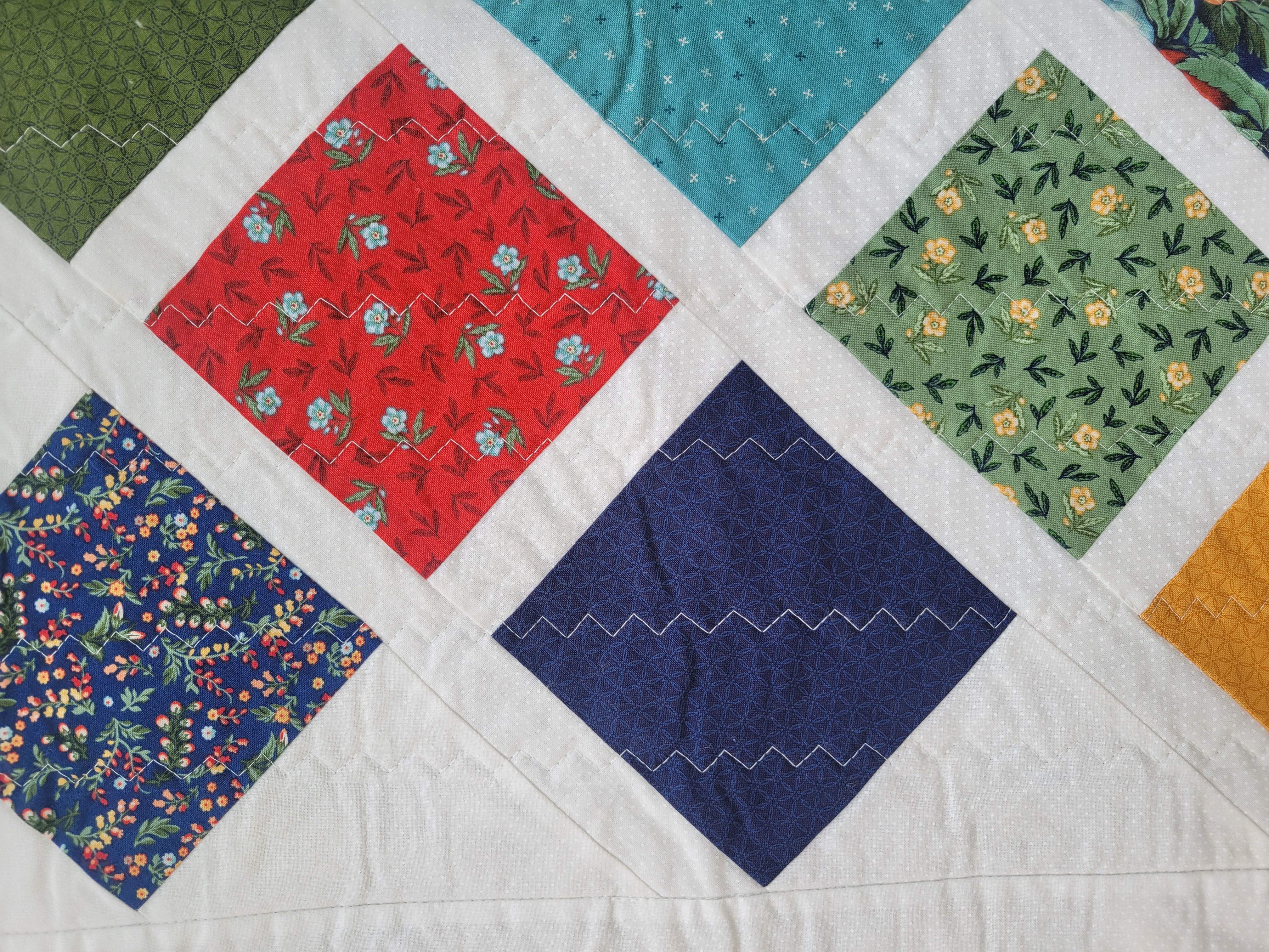 Abundance Baby Lattice Quilt