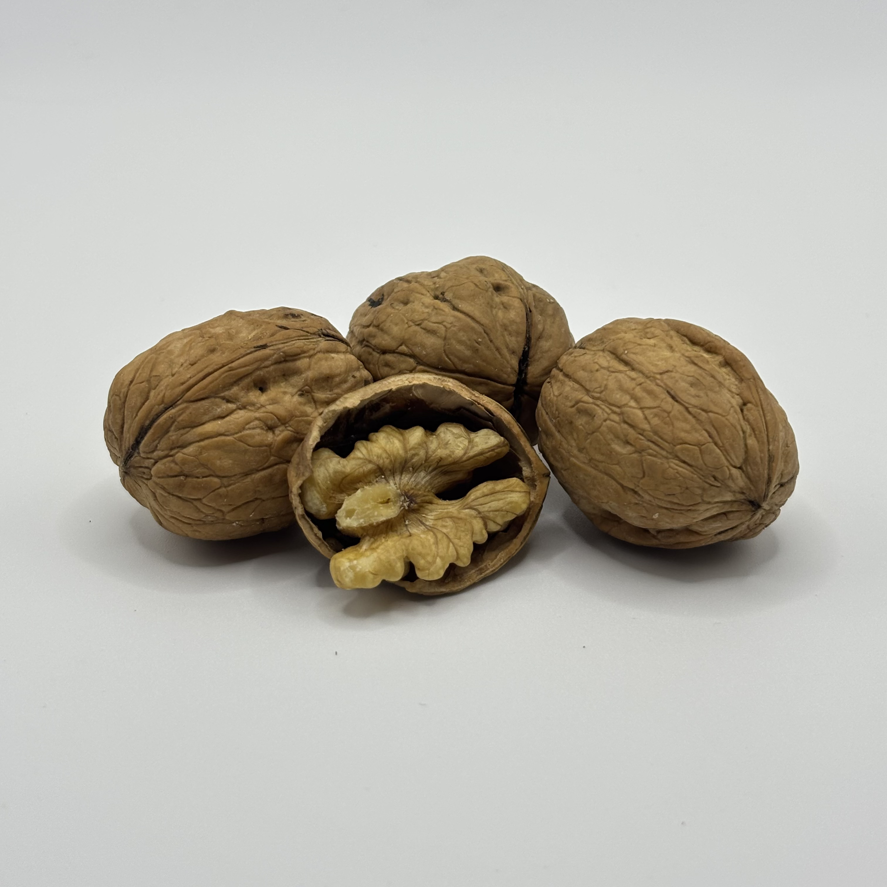 Nueces con Cáscara