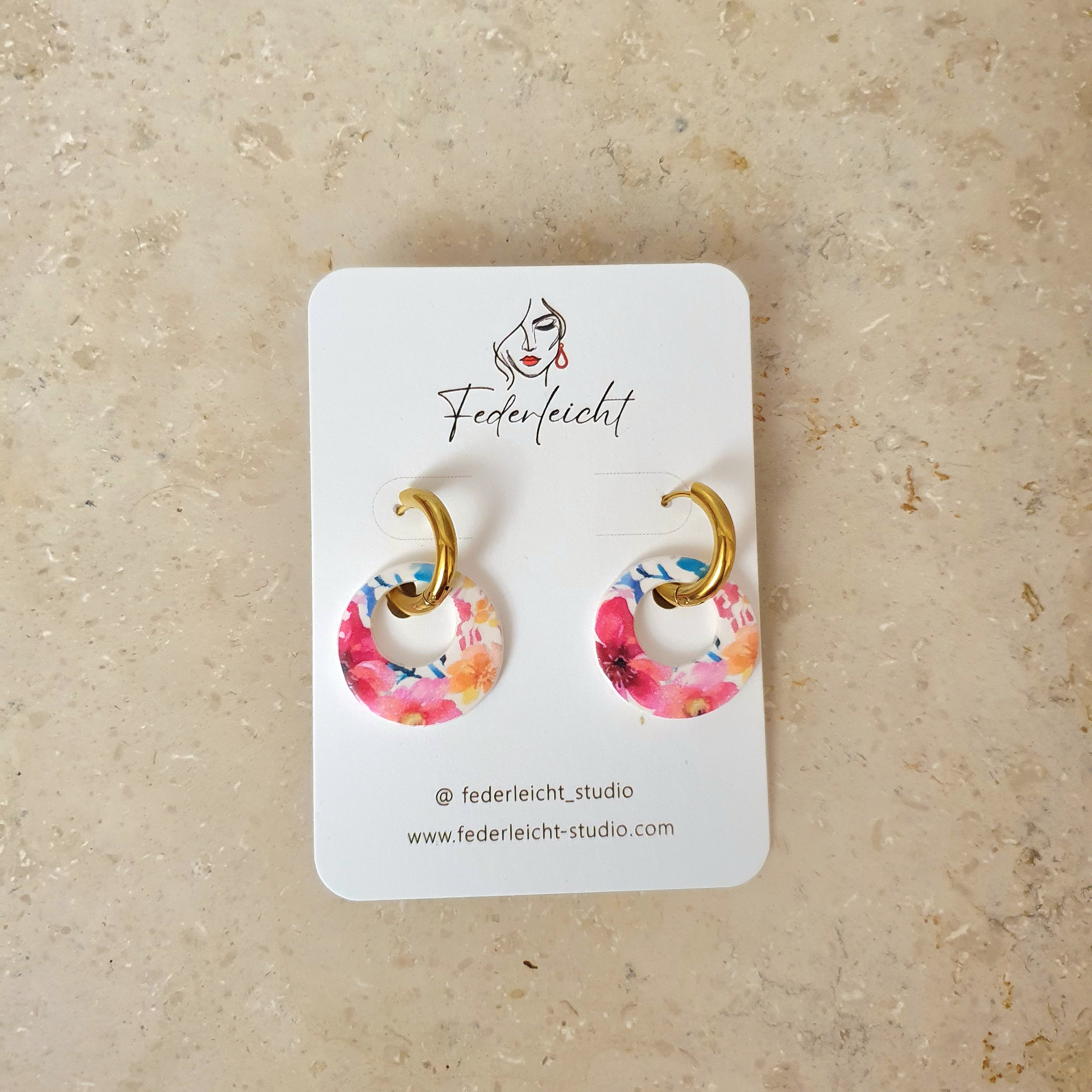 Handgemachte Blumen-Ohrringe