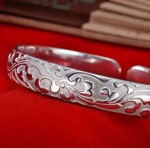 925 Sterling Silver Floral Bangle Elegant Open Bracelet with Beautiful Carvings