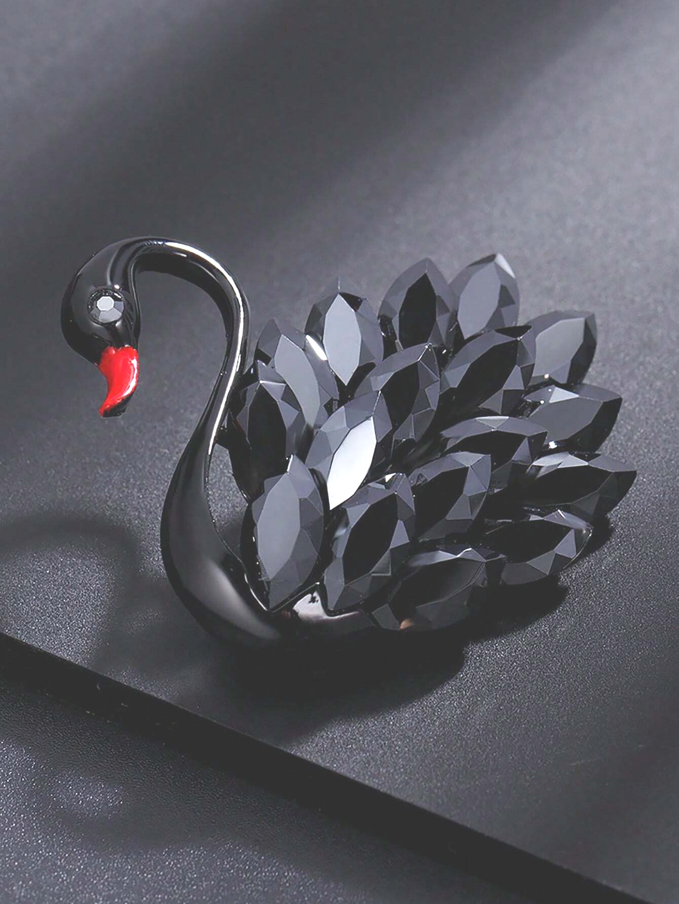 1 Piece New Black Swan Feather Alloy Brooch, Elegant Fashion