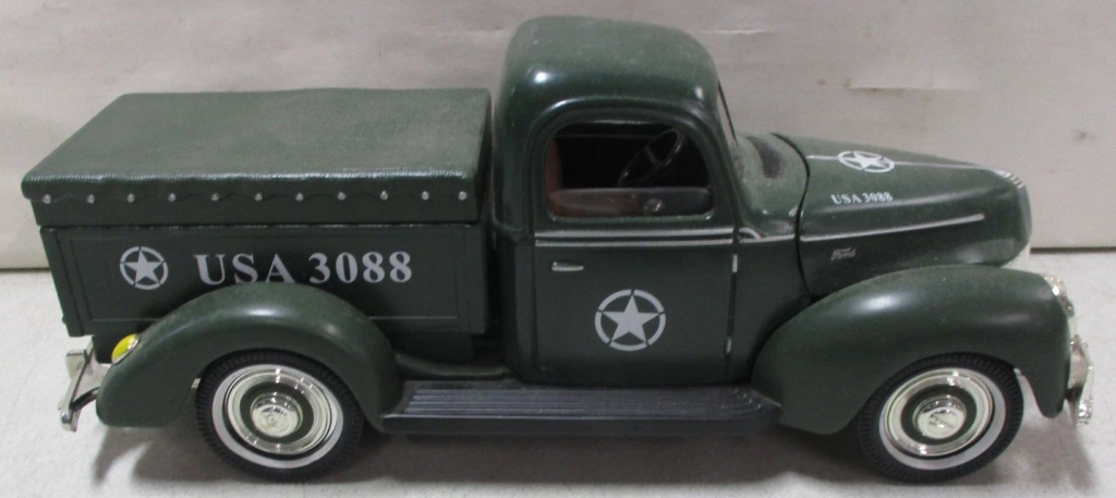 Diecast USA Military Pickup Truck Bank Golden Wheel 1/24 New