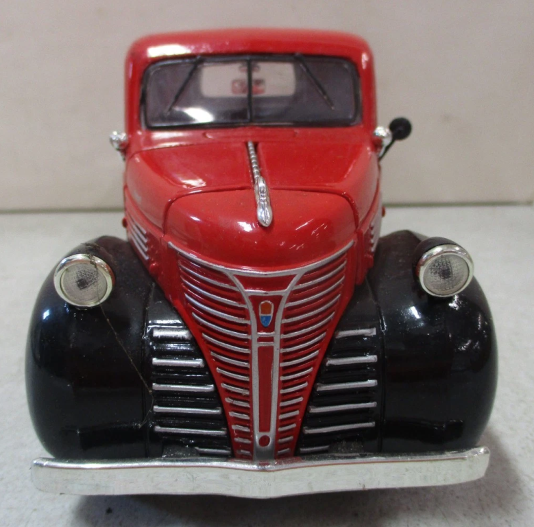 Diecast 1941 Plymouth Pickup Truck Welly 1/24 New