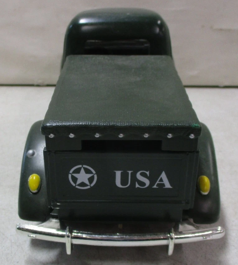 Diecast USA Military Pickup Truck Bank Golden Wheel 1/24 New