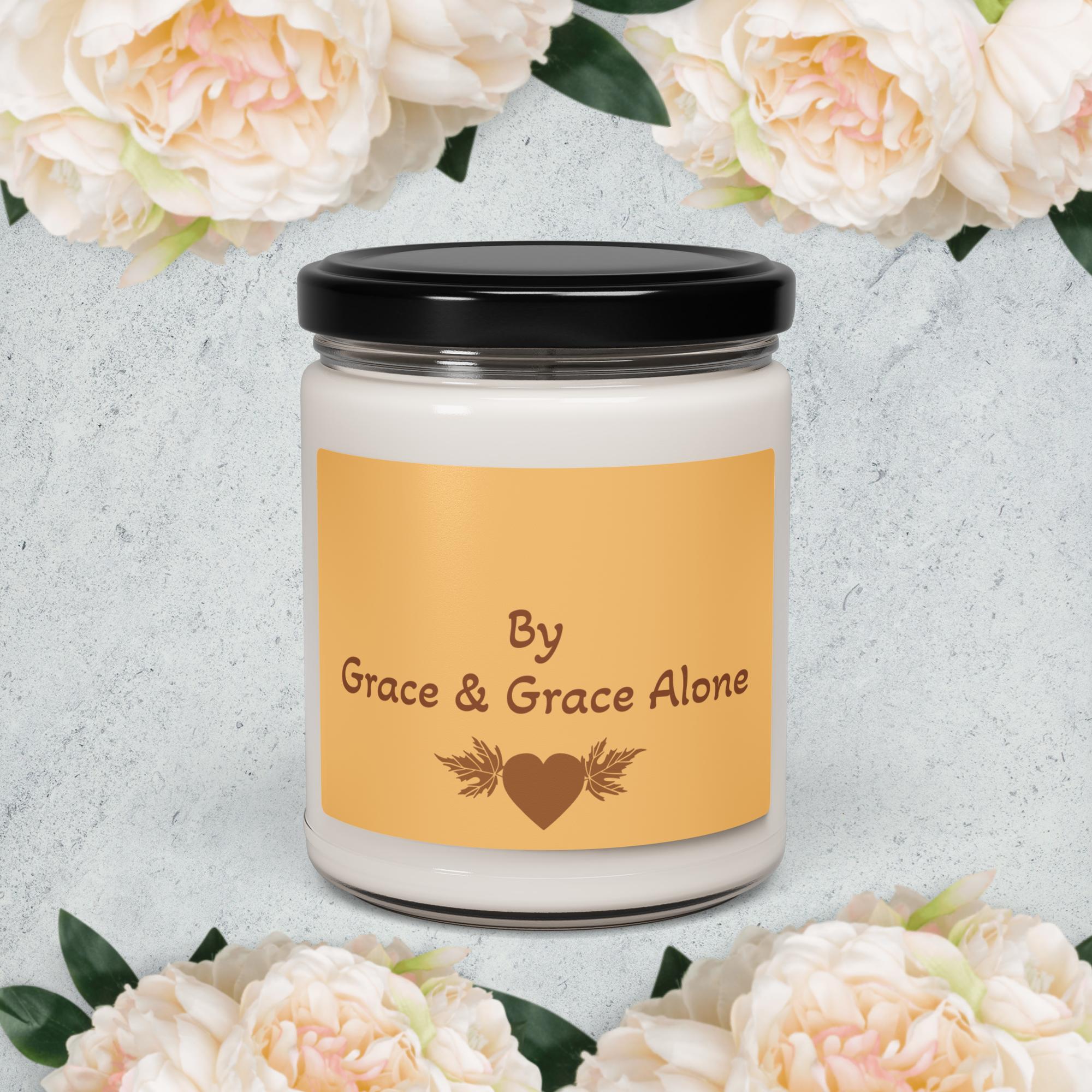 Fall Inspired Scented soy candle / Cinnamon Vanilla