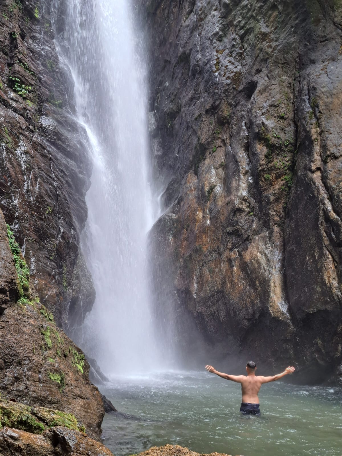 06/12/2025 - Caverna do Diabo + Cachoeira do meu Deus