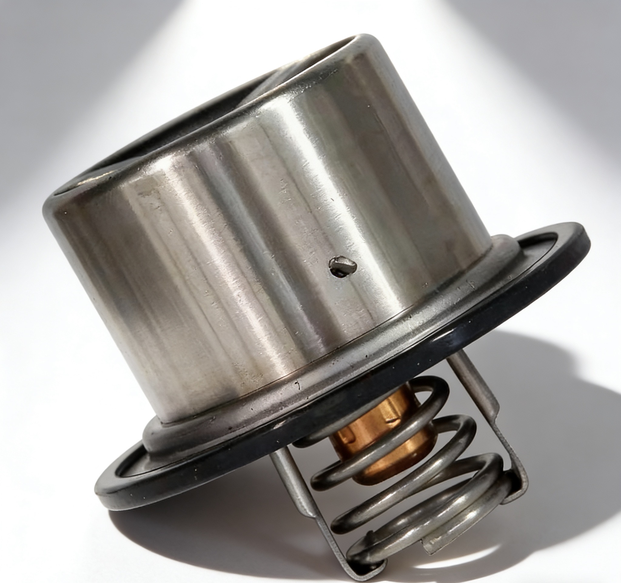 Sinotruck Howo Engine Parts Thermostat Core VG1047060003