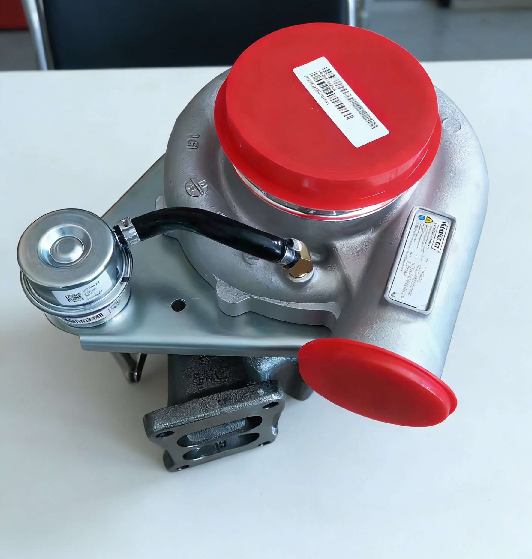 SINOTRUK HOWO Diesel Engine Spare Parts Turbocharger VG1034110341